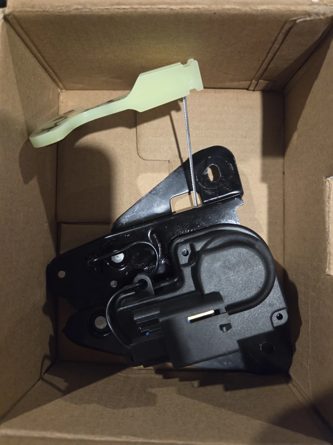 Trunk Latch Actuator Assembly - photo 2