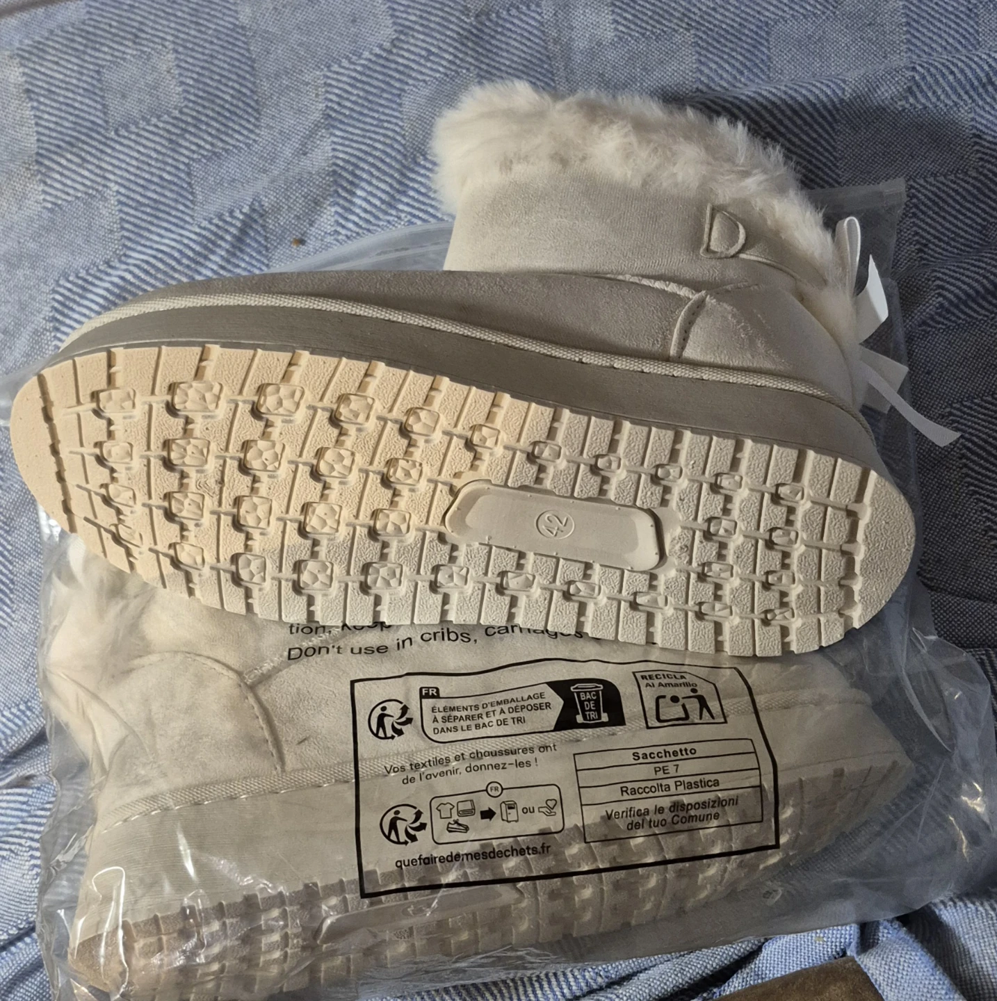 Beige Faux Fur Lined Boots - Size 42 - photo 3