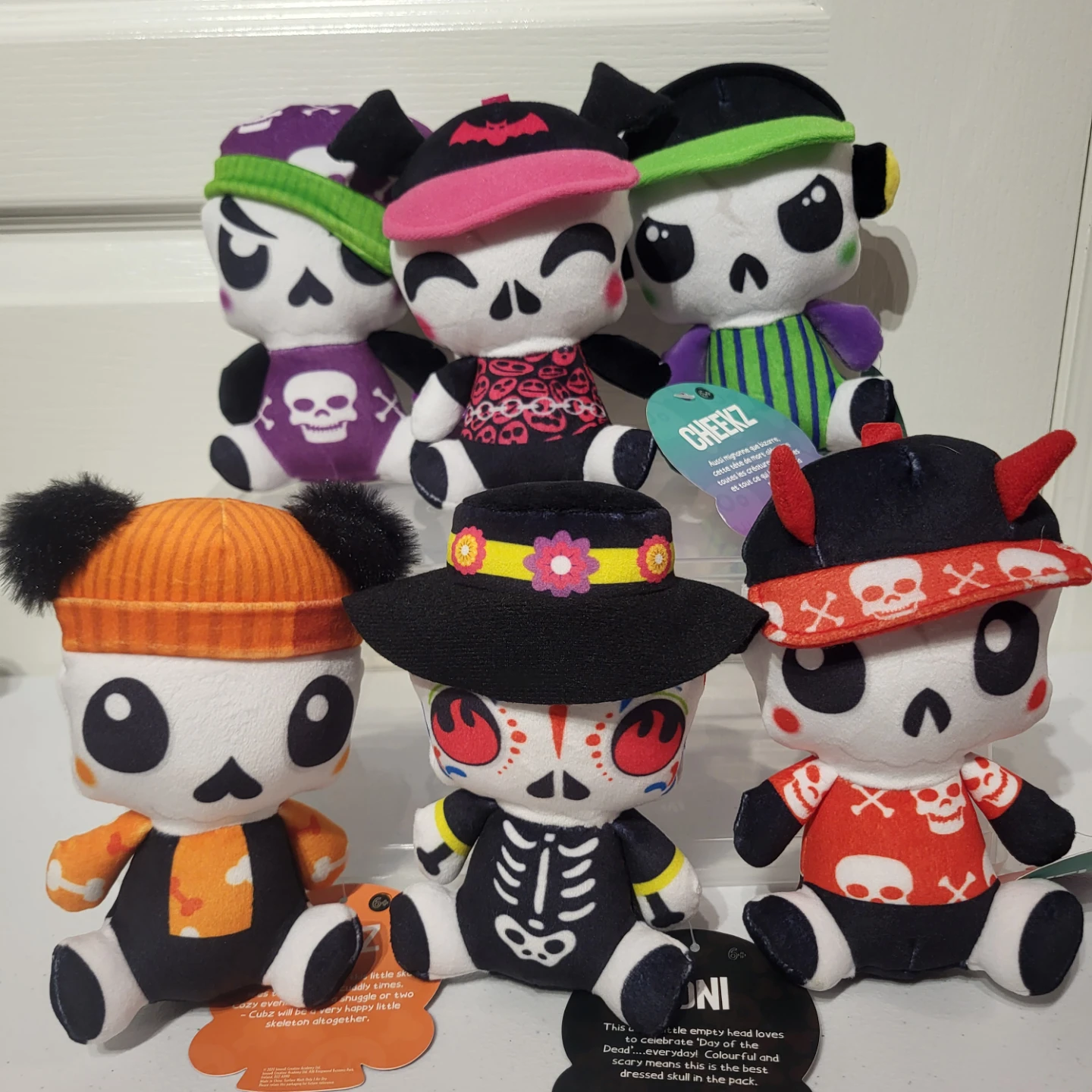 Skullz Plush Collectible Toys