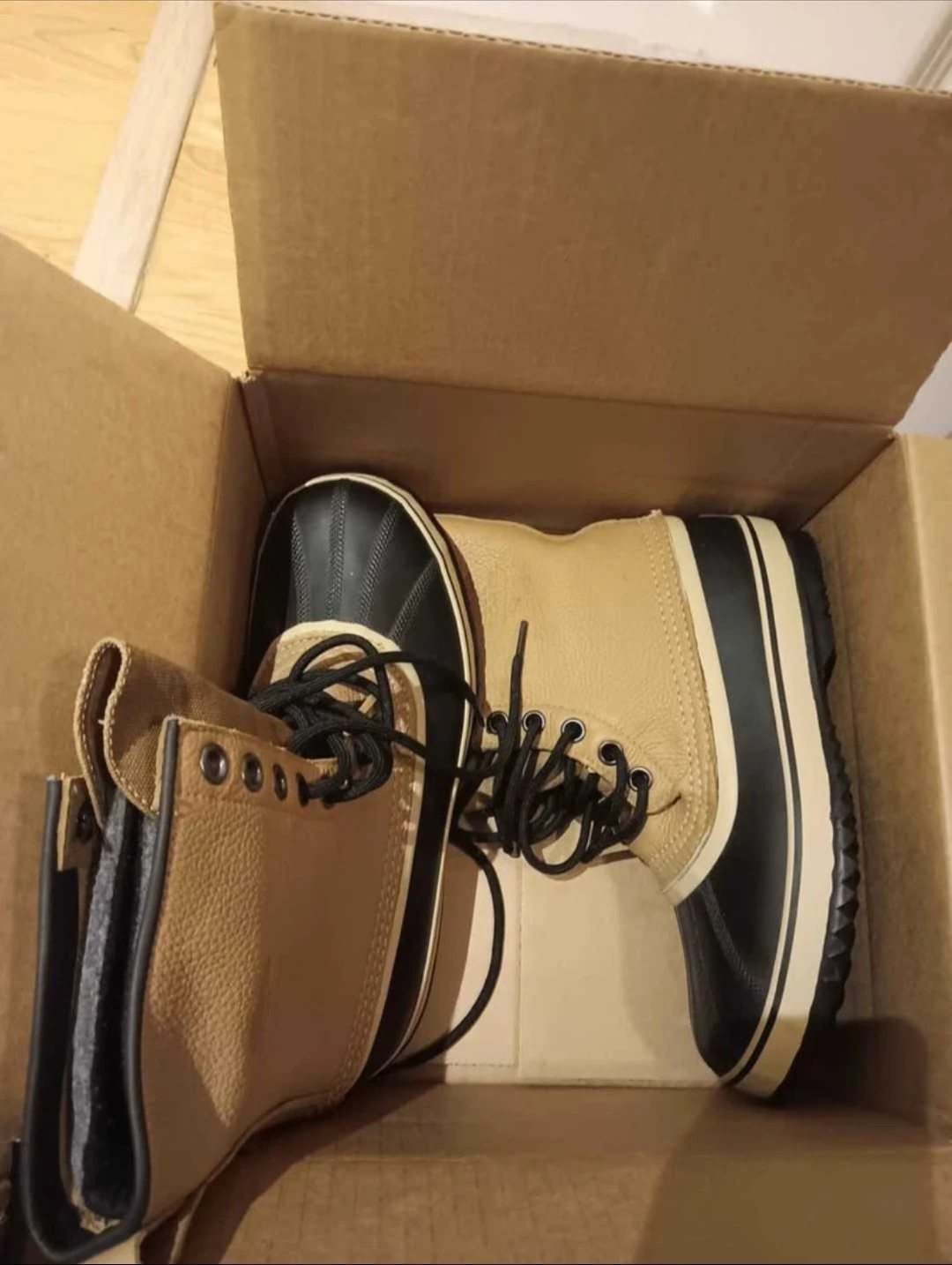 Bnwt 9 SOREL Men's Tan Waterproof Lace-Up Boots - photo 2