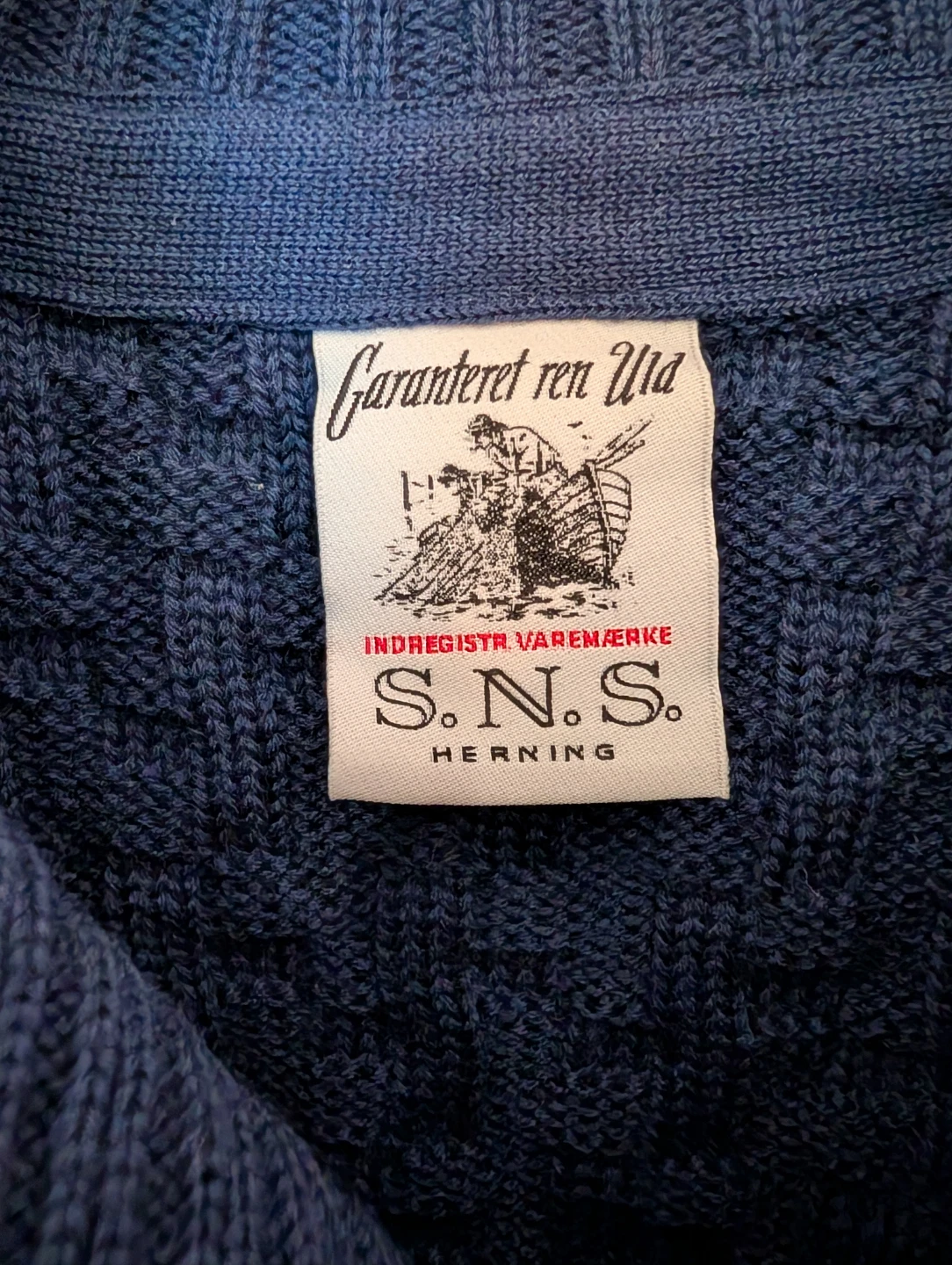 S.N.S. Herning Navy Wool Cardigan - photo 3