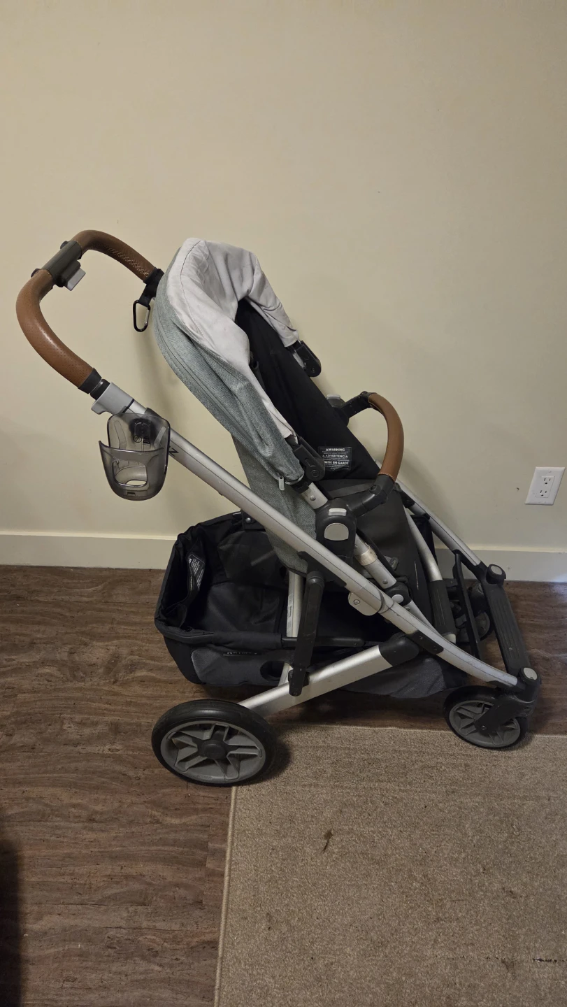 UPPAbaby Cruz Stroller with CozyGanoosh Footmuff - photo 3