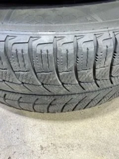 Set of 4 Michelin Winter Tires - photo 4