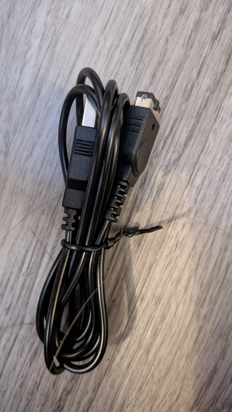 Gameboy Advance USB to Proprietary Charging Cable - photo 3