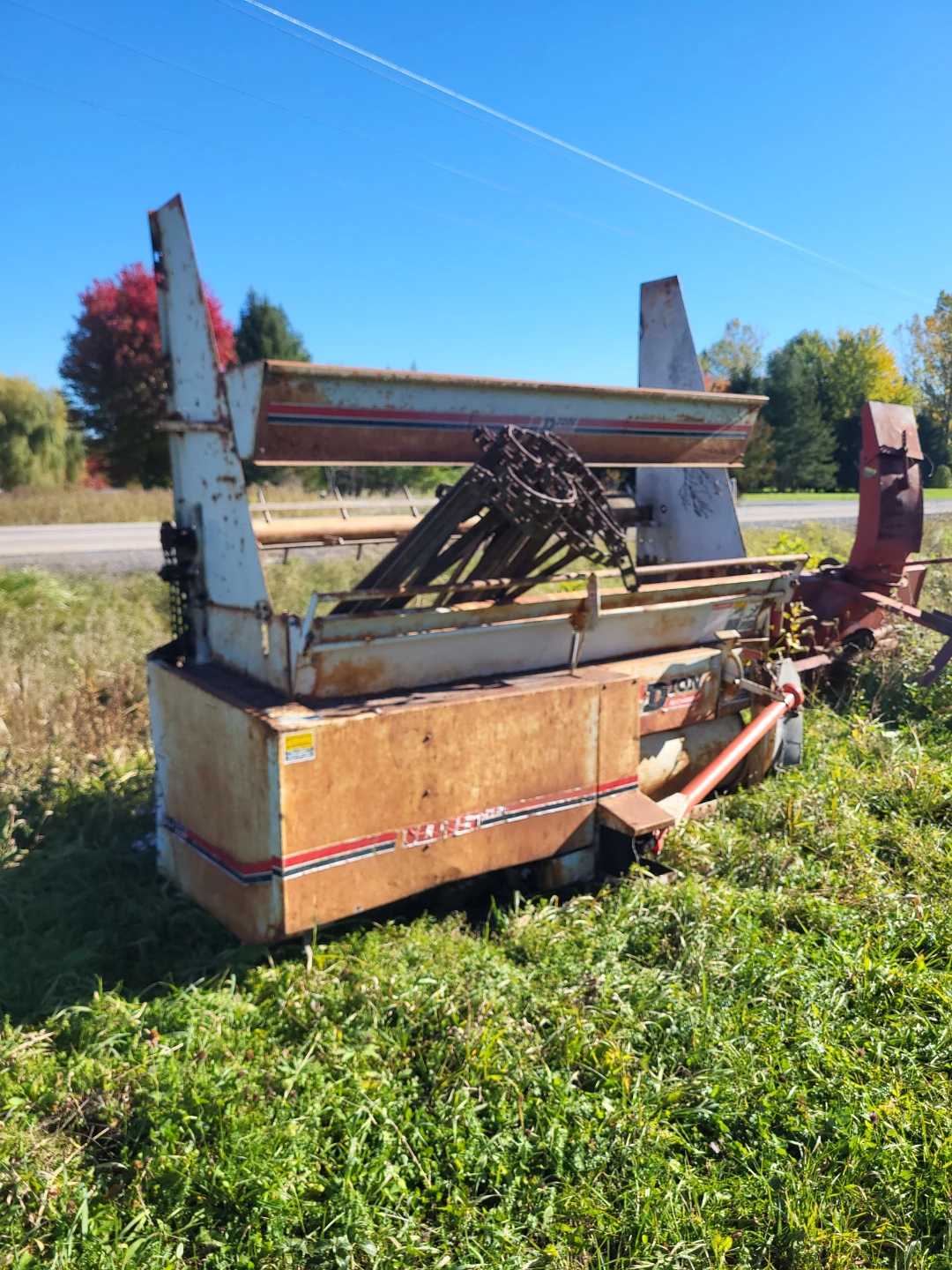 Dion Forage Wagon Head with Apron Chains