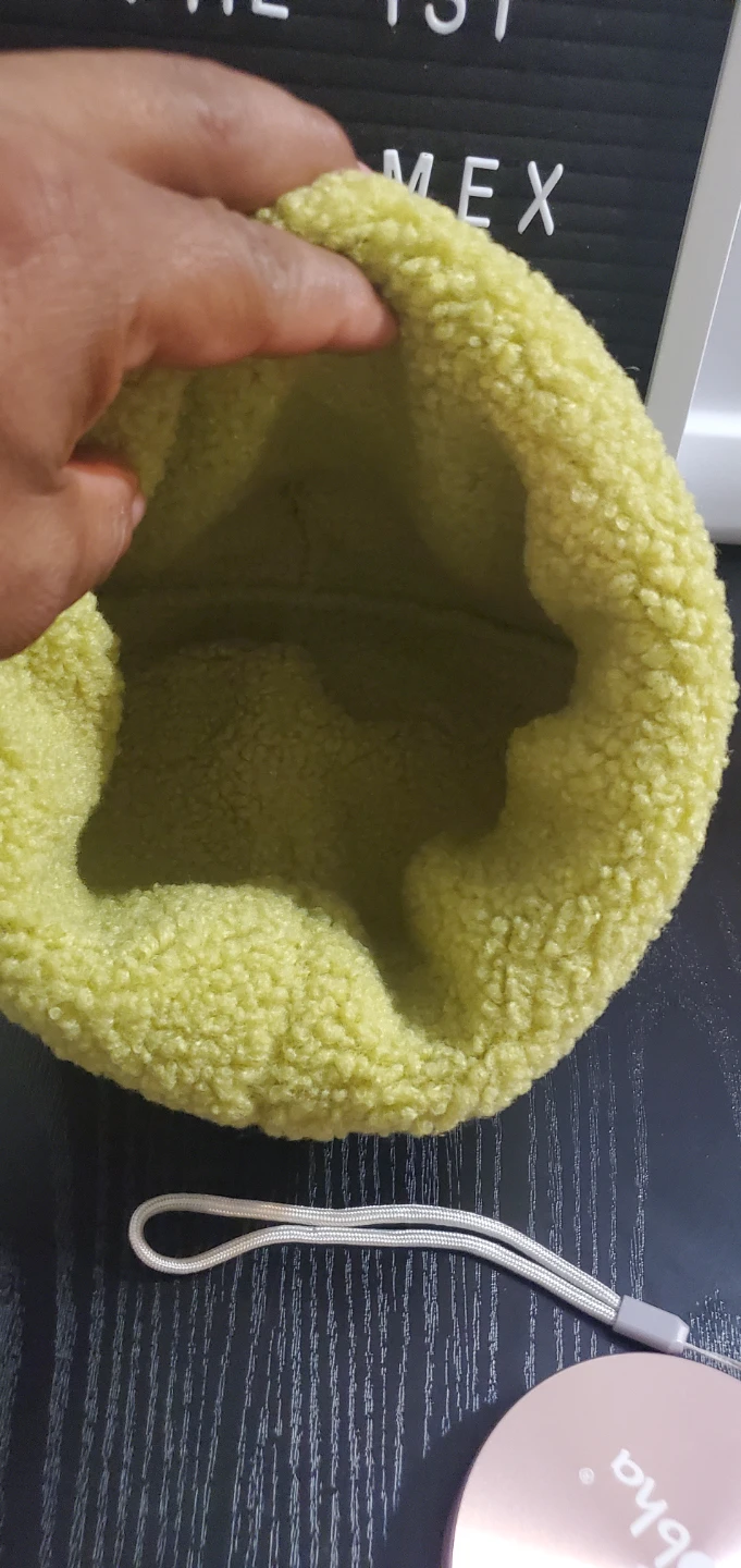 Grinch Sherpa Bucket Hat new no tag - photo 5