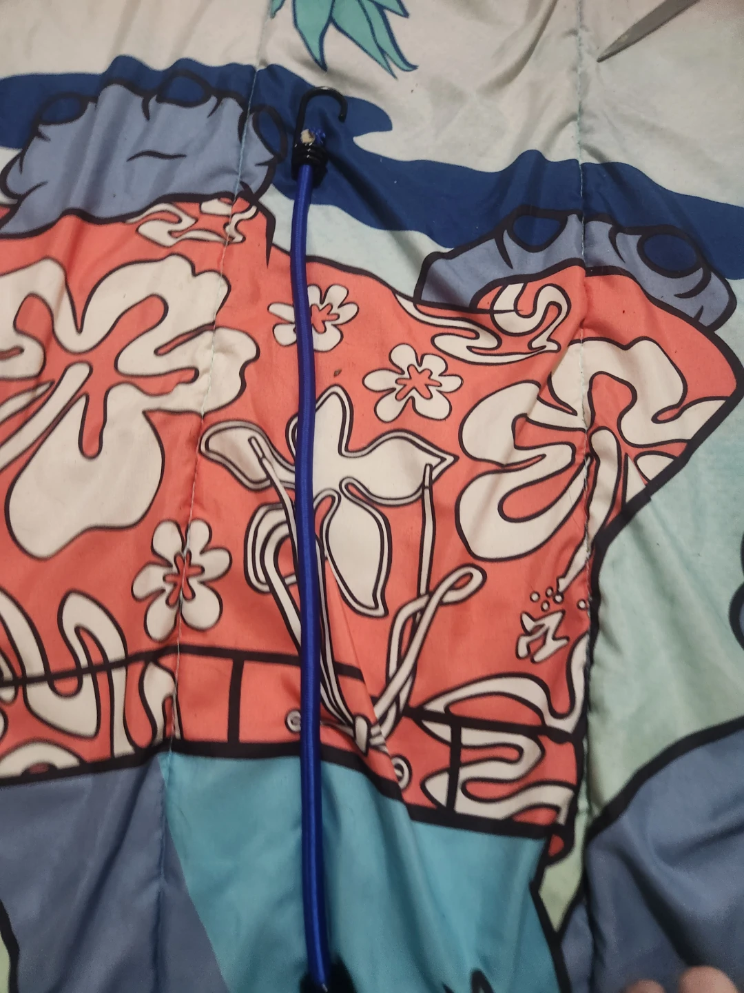 Floral pattern Hawaiian style comforter