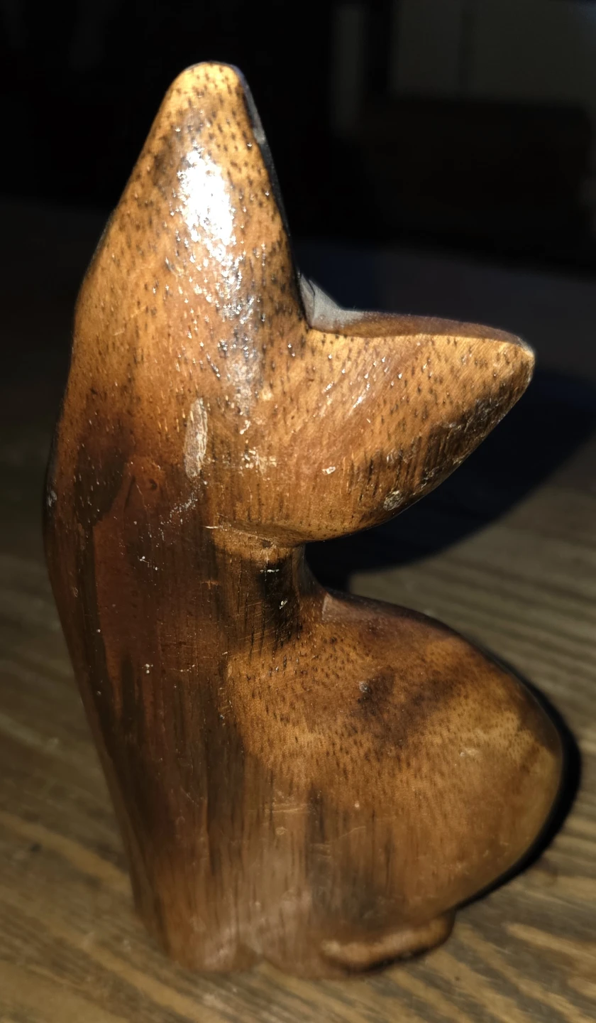 Vintage Hand-Carved Wooden Cat Figurine - photo 3