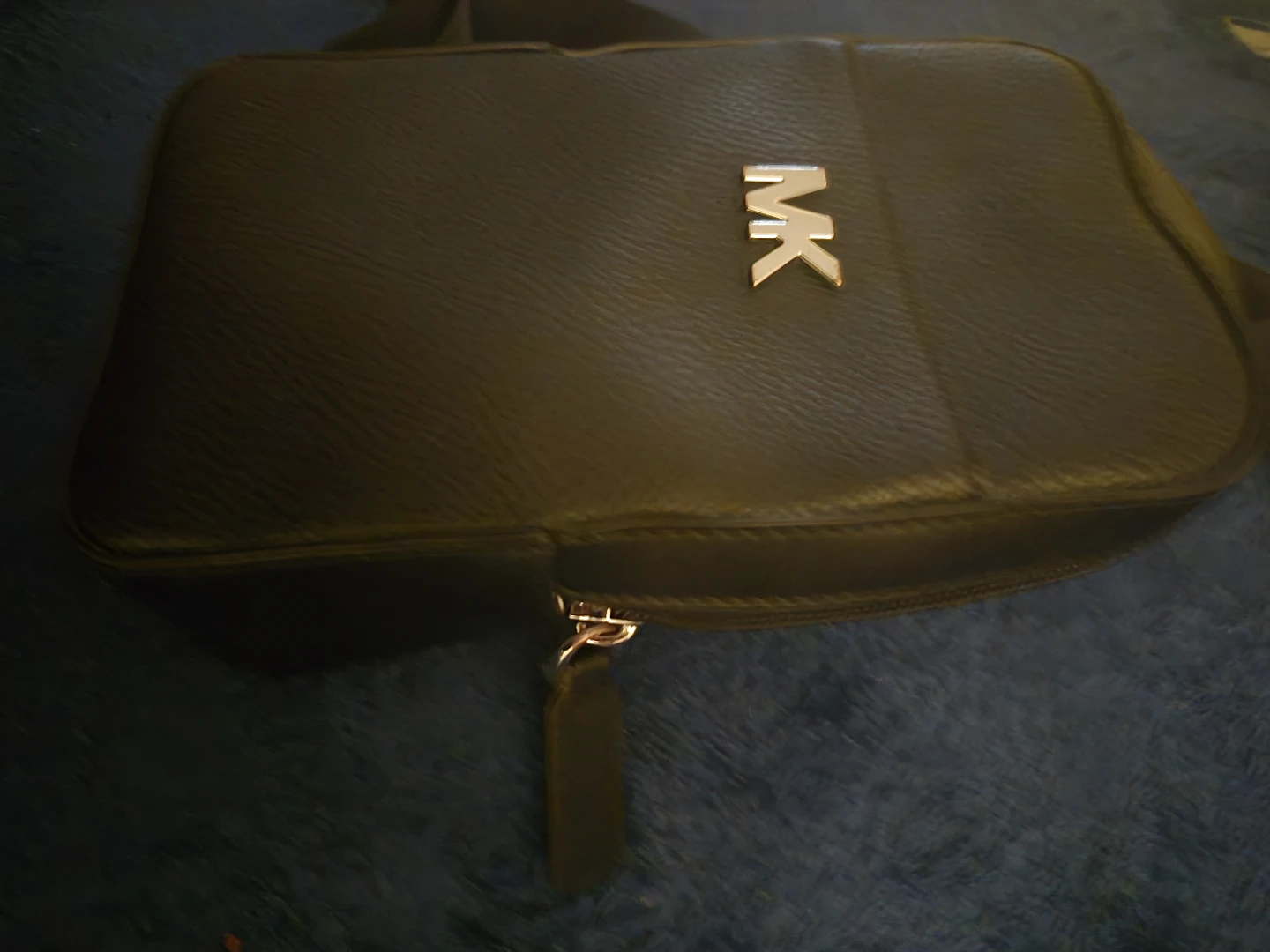 Micheal kors purse. - photo 3