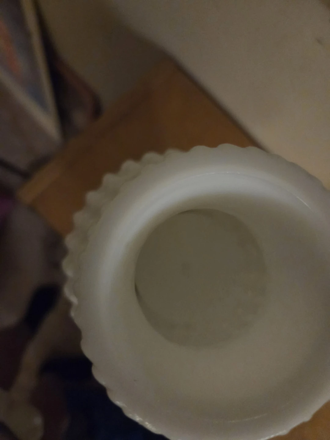 Vintage Milk Glass Hobnail Table Lamp - photo 5