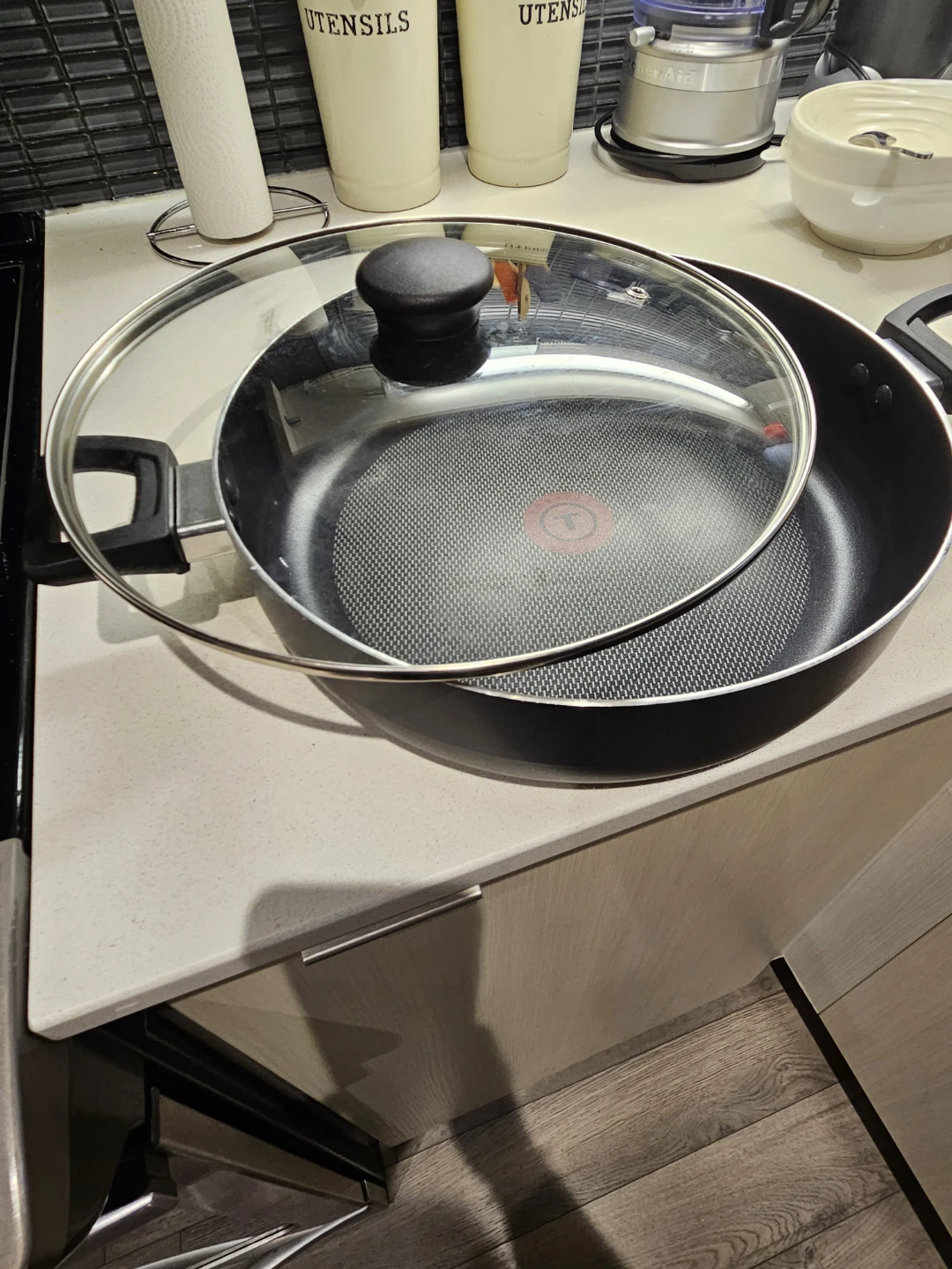 T-fal Non-Stick Jumbo Pan with Lid