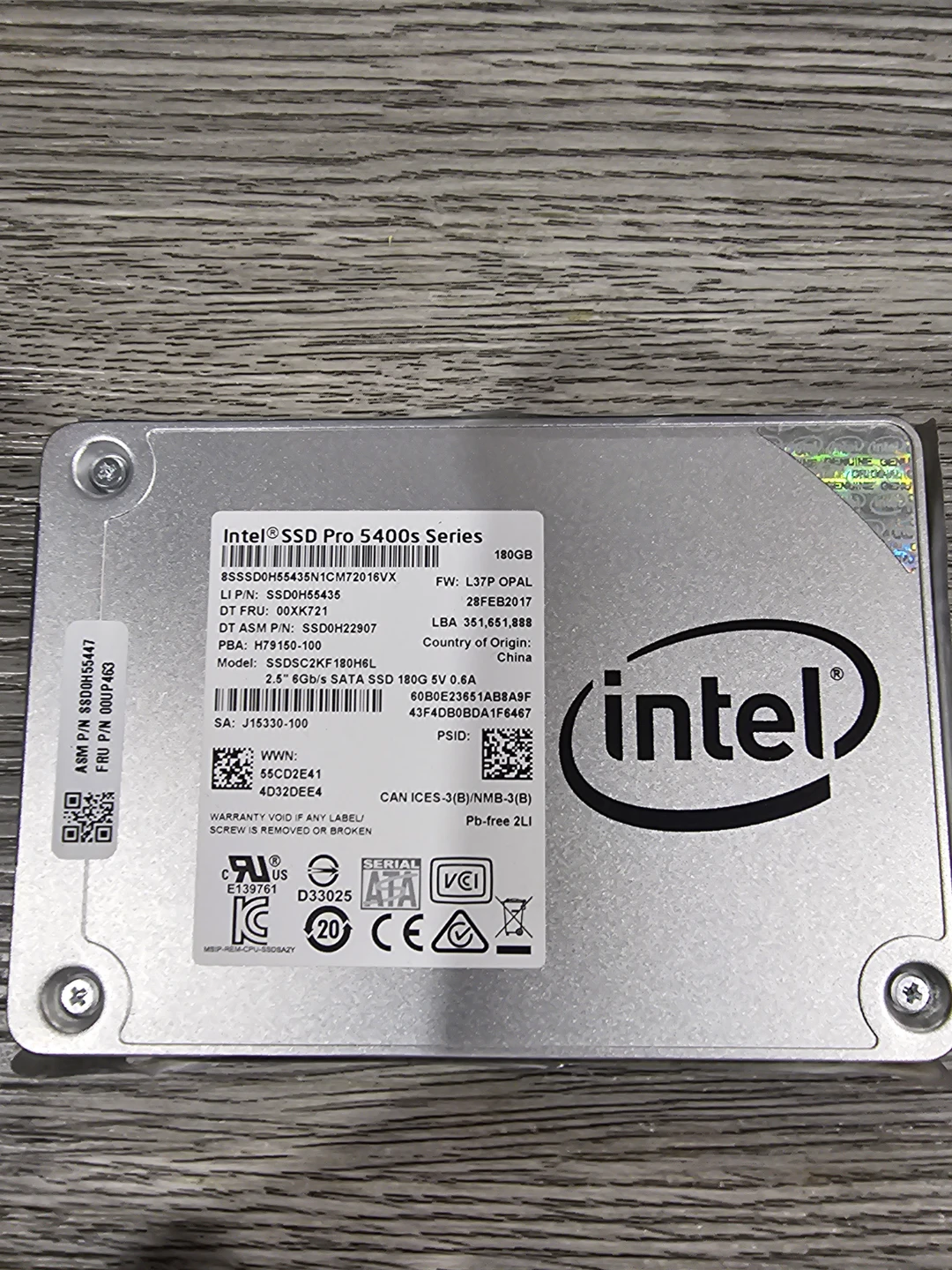 Intel SSD Pro 5400s Series 180GB 2.5 inch