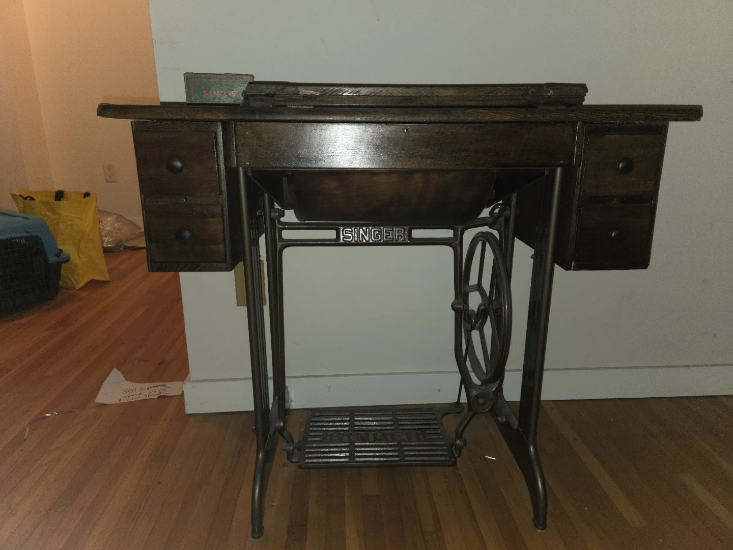 Vintage Singer Treadle Sewing Machine with Wooden Table