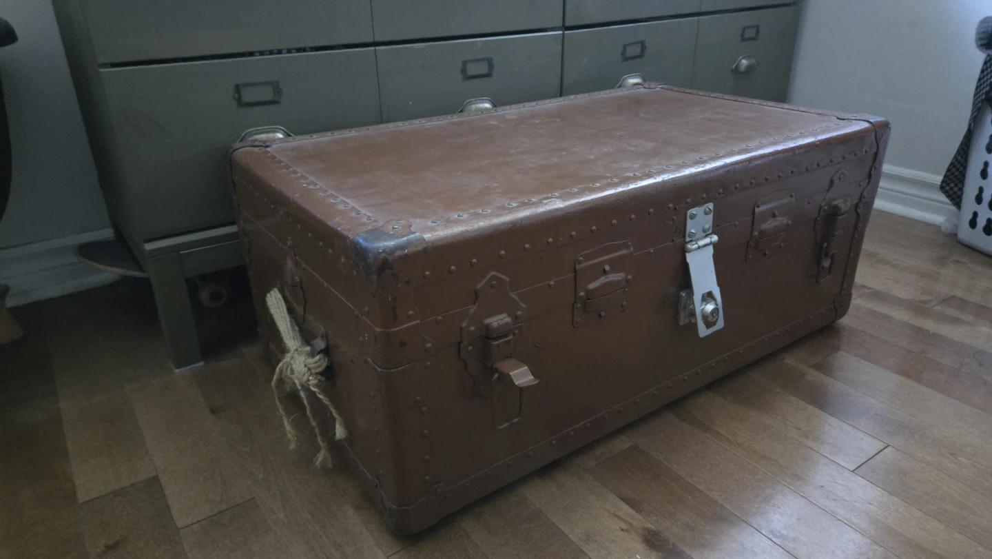 Vintage Brown Storage Trunk - photo 2