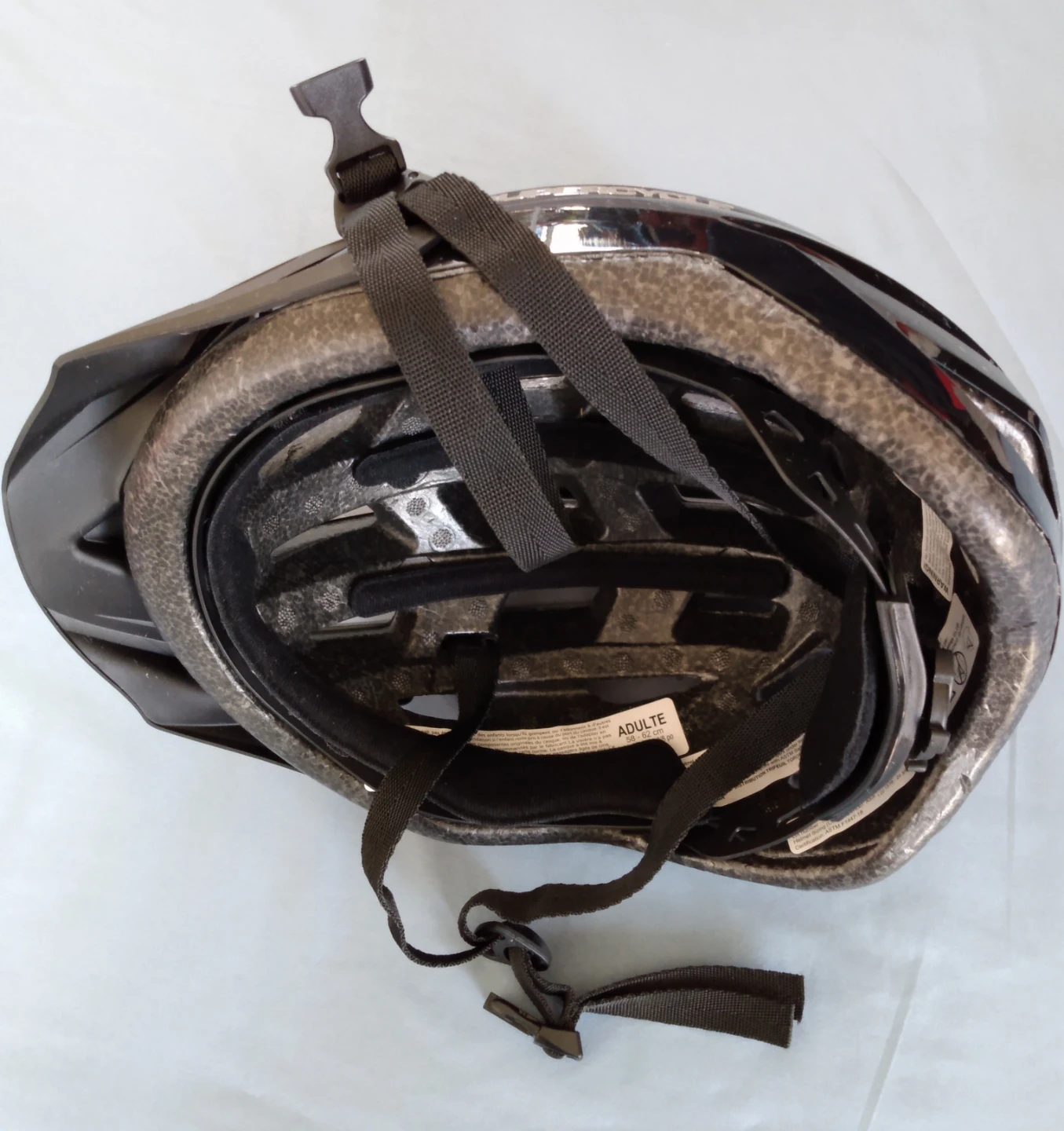 New Bicycle Helmet - photo 3