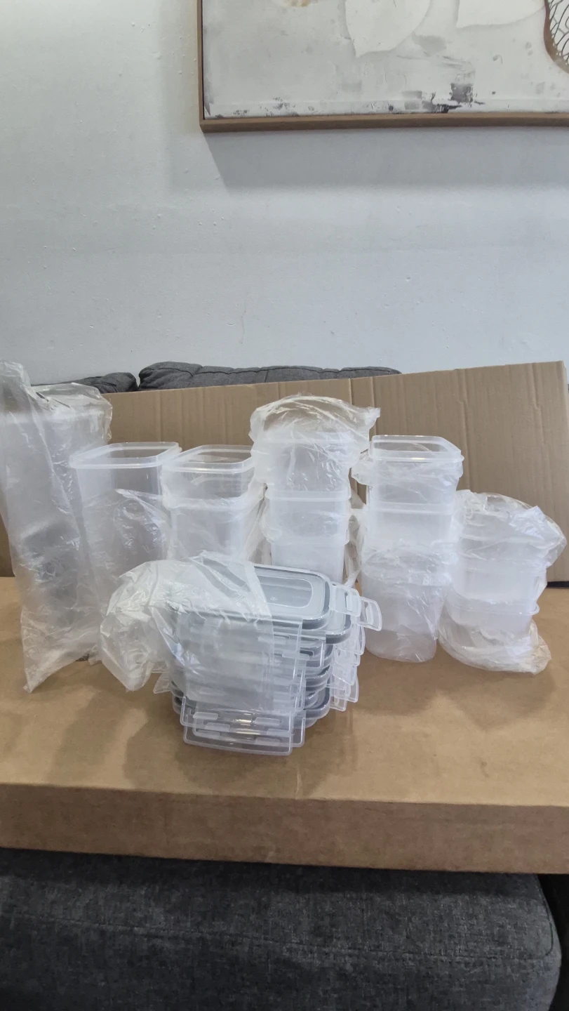 14 Set of clear plastic food storage containers - photo 3