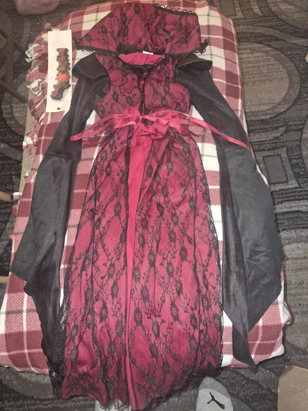 2 X Women's Gothic Vampire Costume - Size M and Size Large