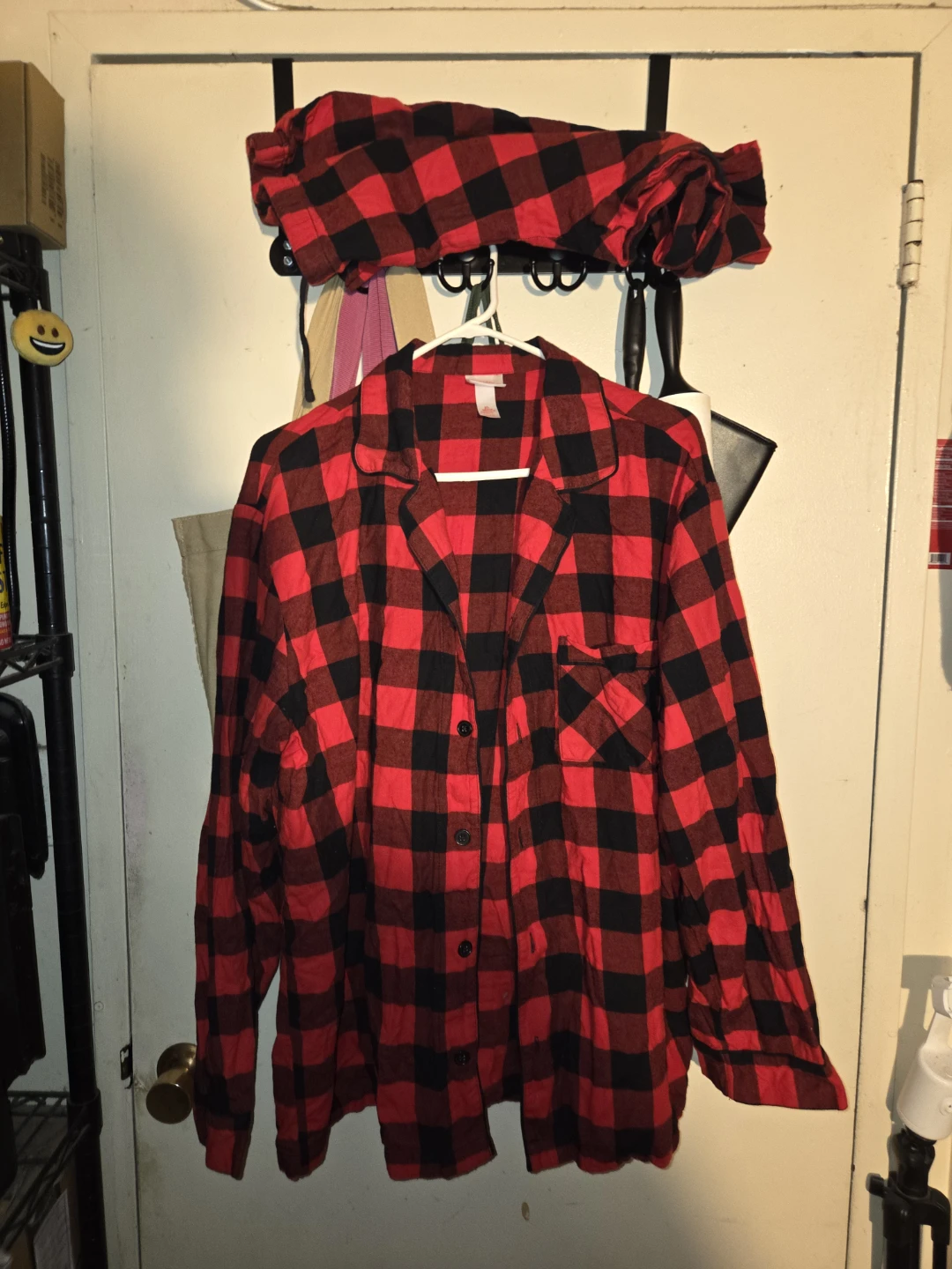 Wondershop Plaid Flannel Pajama Set in a Ladies XL