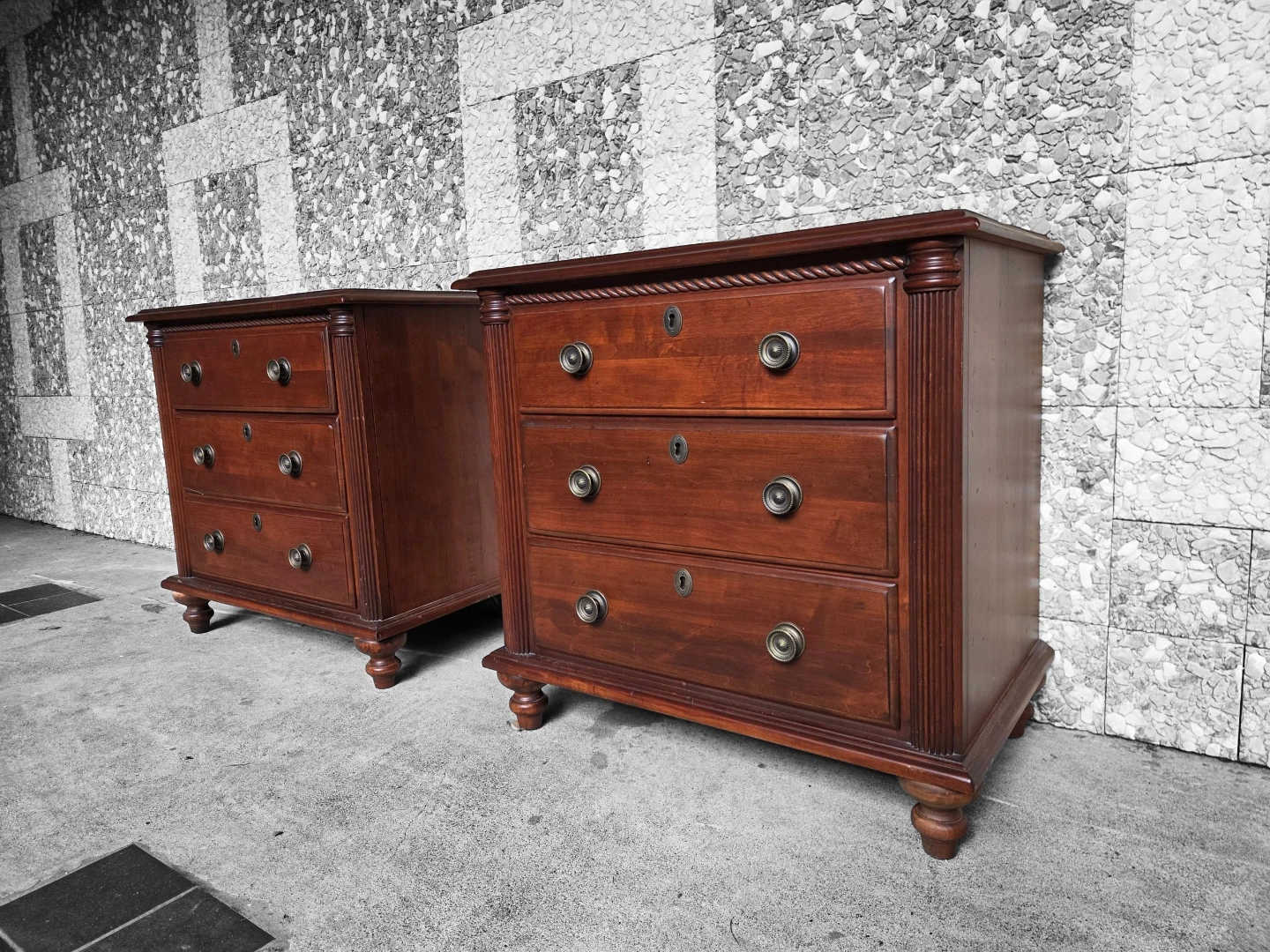 Vintage Pair of Mahogany 3-Drawer Nightstands  (Price for Pair) - photo 3