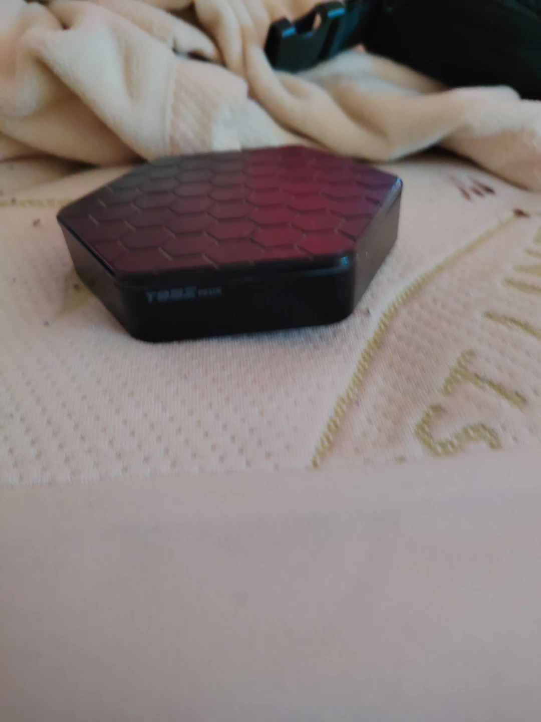 Tanix TX6 Android TV Box - photo 2