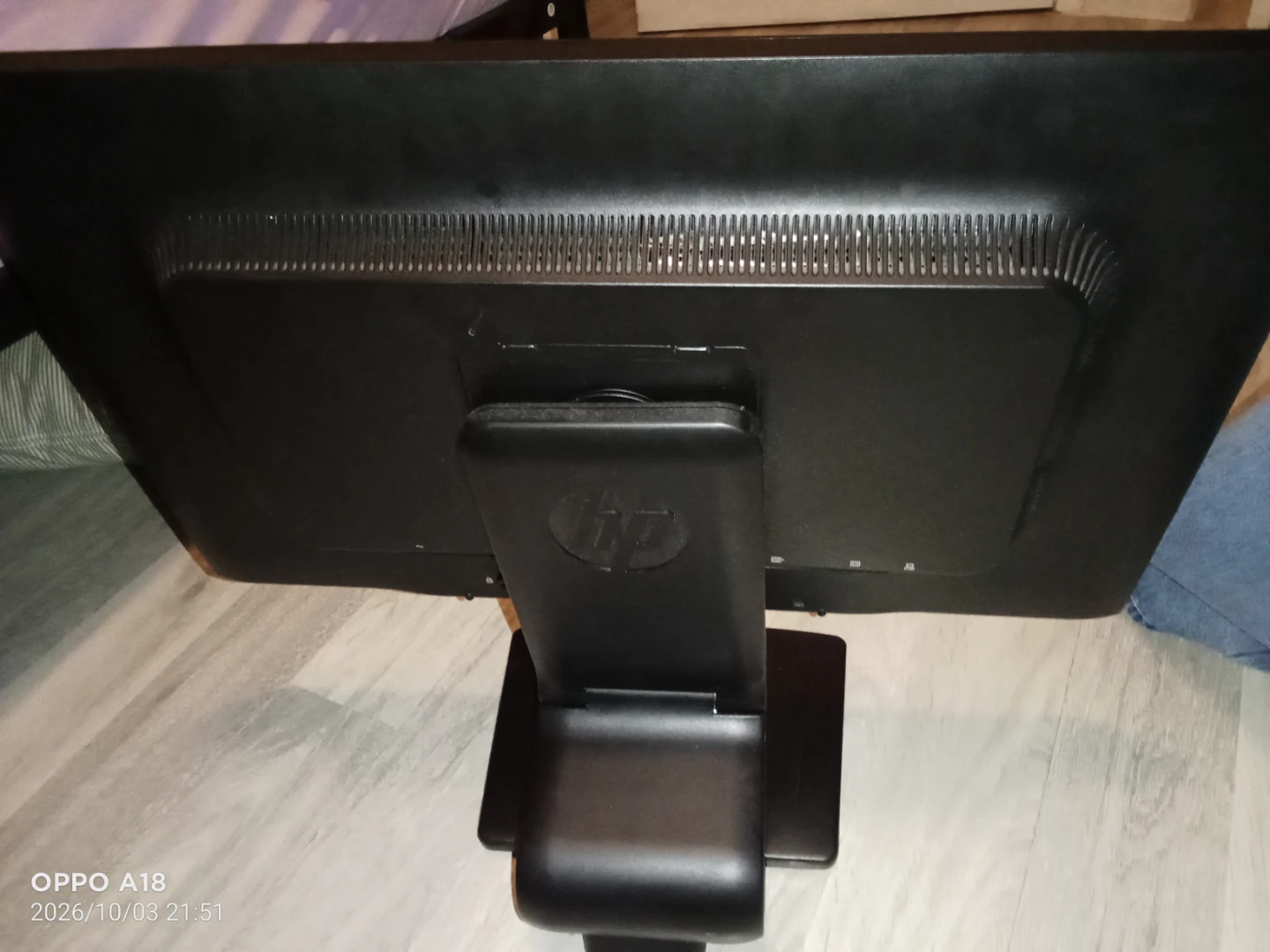HP Compaq LA2306x 23-inch Monitor - photo 3