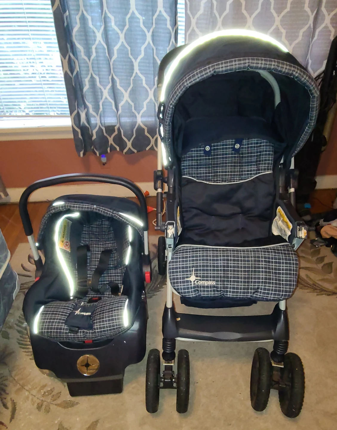 Compass Stroller and Infant Car Seat Set - photo 2