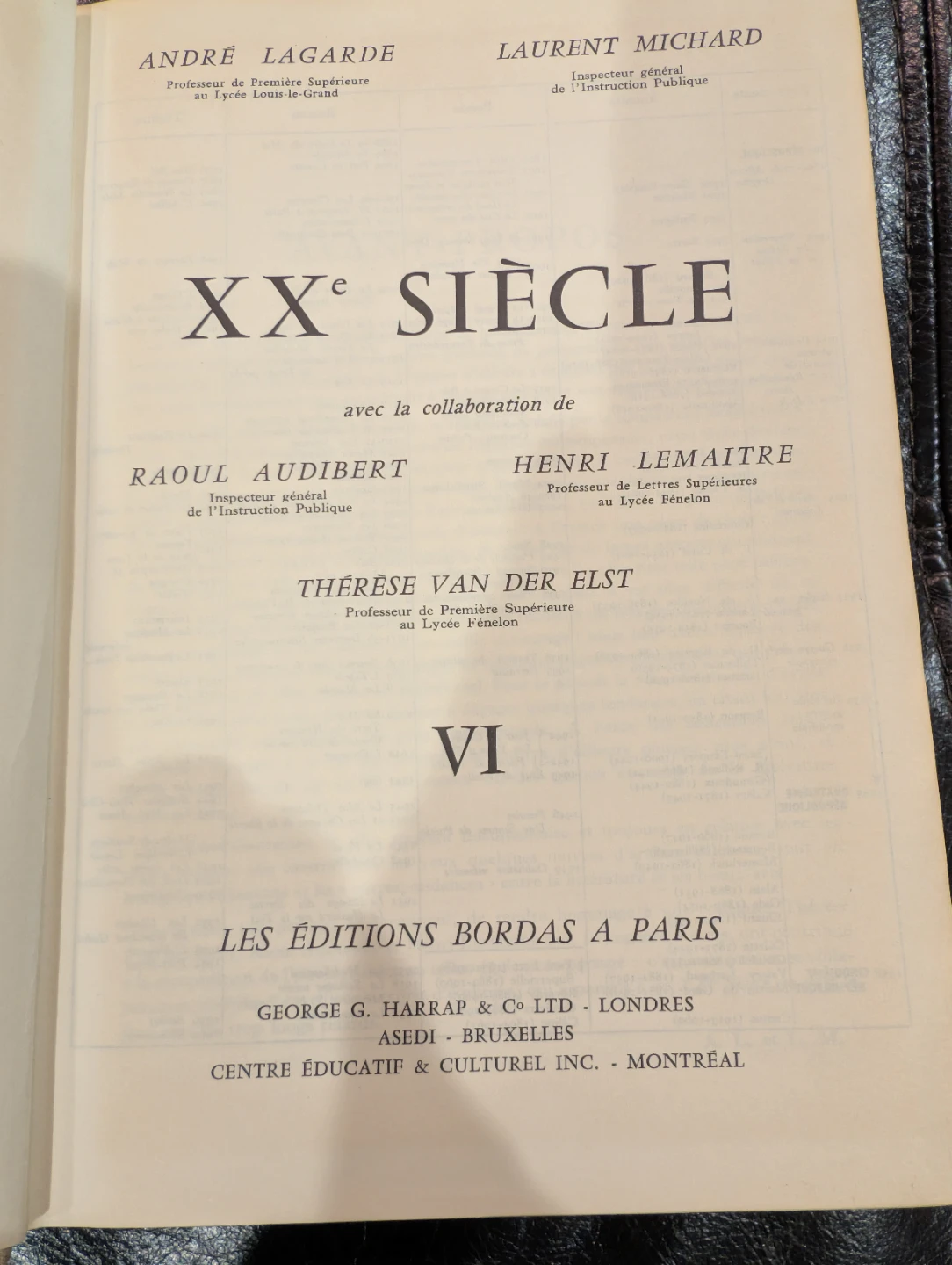 Lagarde & Michard XXe Siècle French Literature Book - photo 4