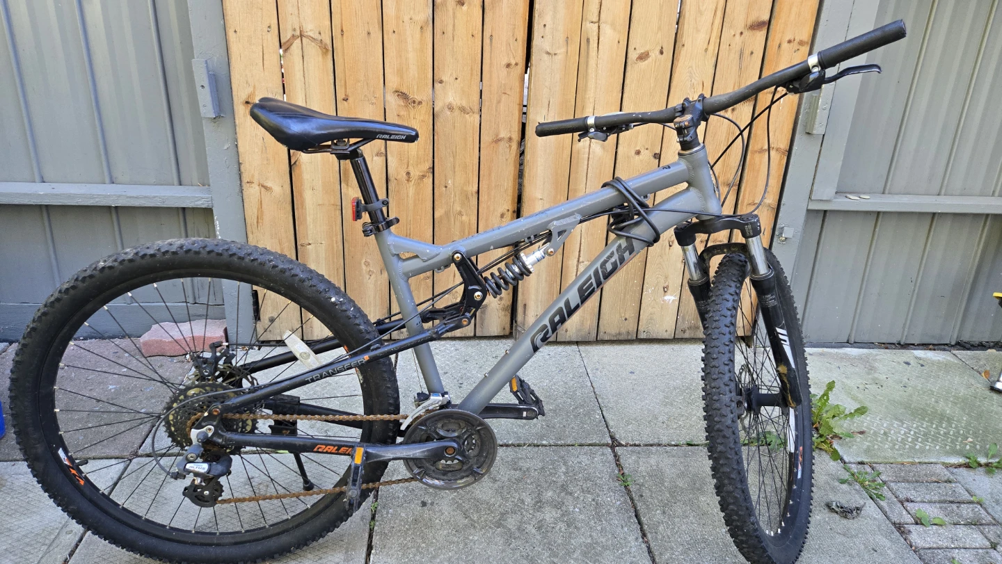 Raleigh Peak Mountain Bike - photo 4