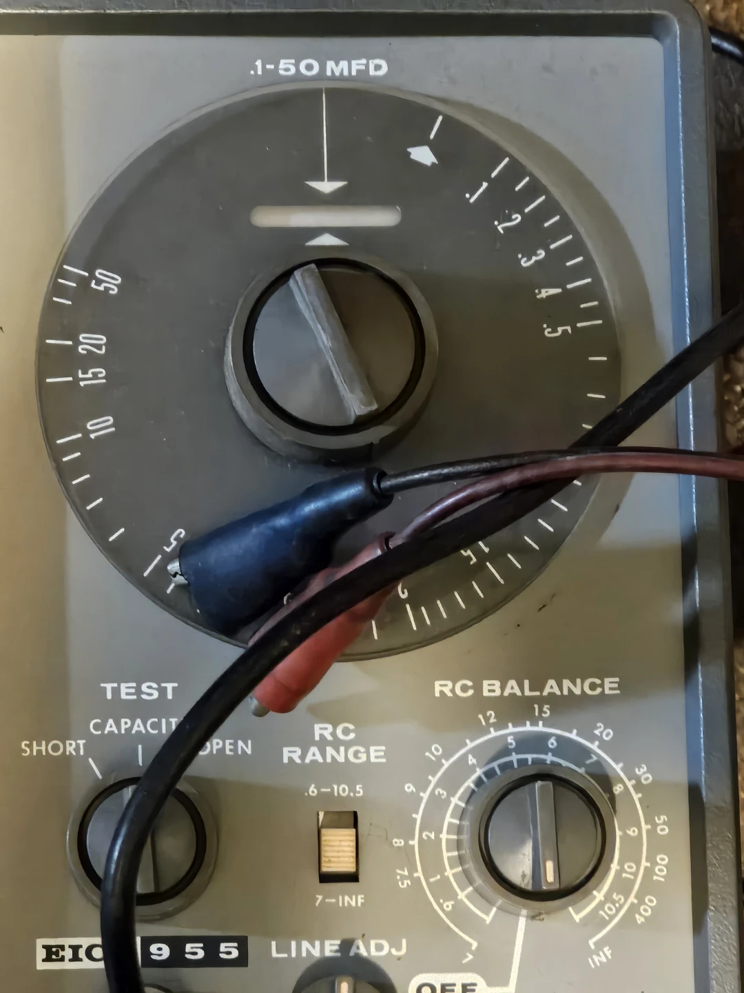 Vintage EICO Model 221 Electronic Voltmeter Ohmmeter - photo 4