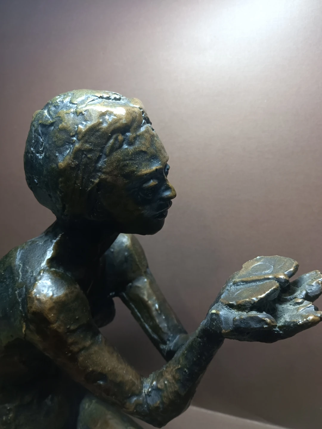 Henry Collection bronze tone sculpture - photo 3