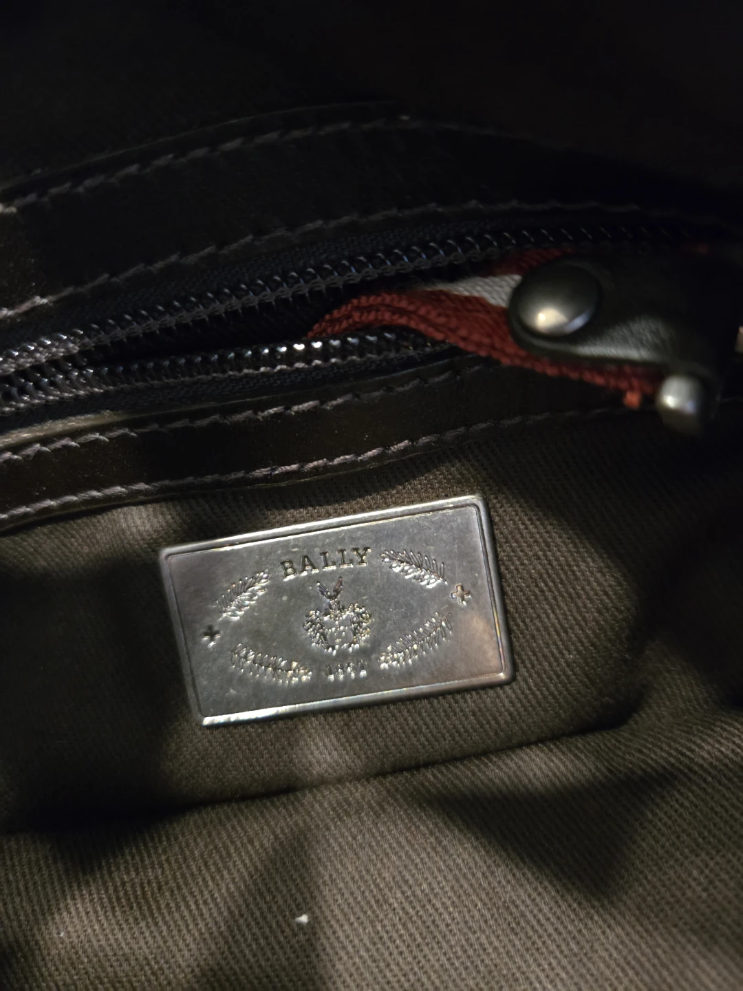 Bally Leather Shoulder Bag - photo 2