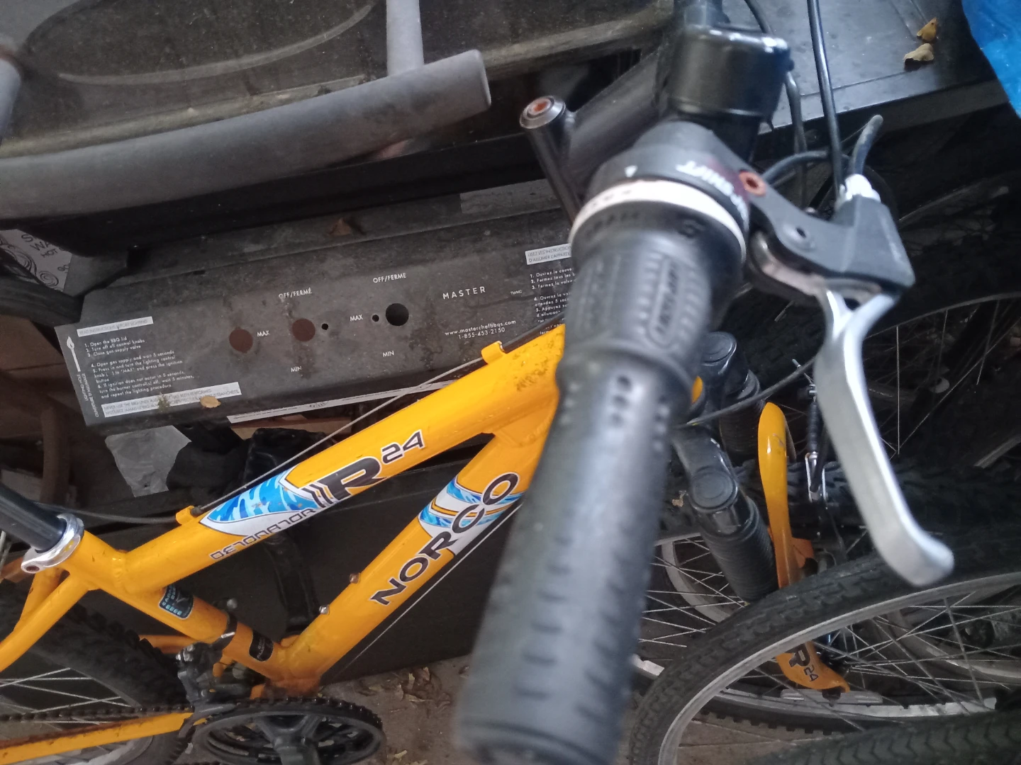 Norco Detonator 24-inch Yellow Mountain Bike - photo 3
