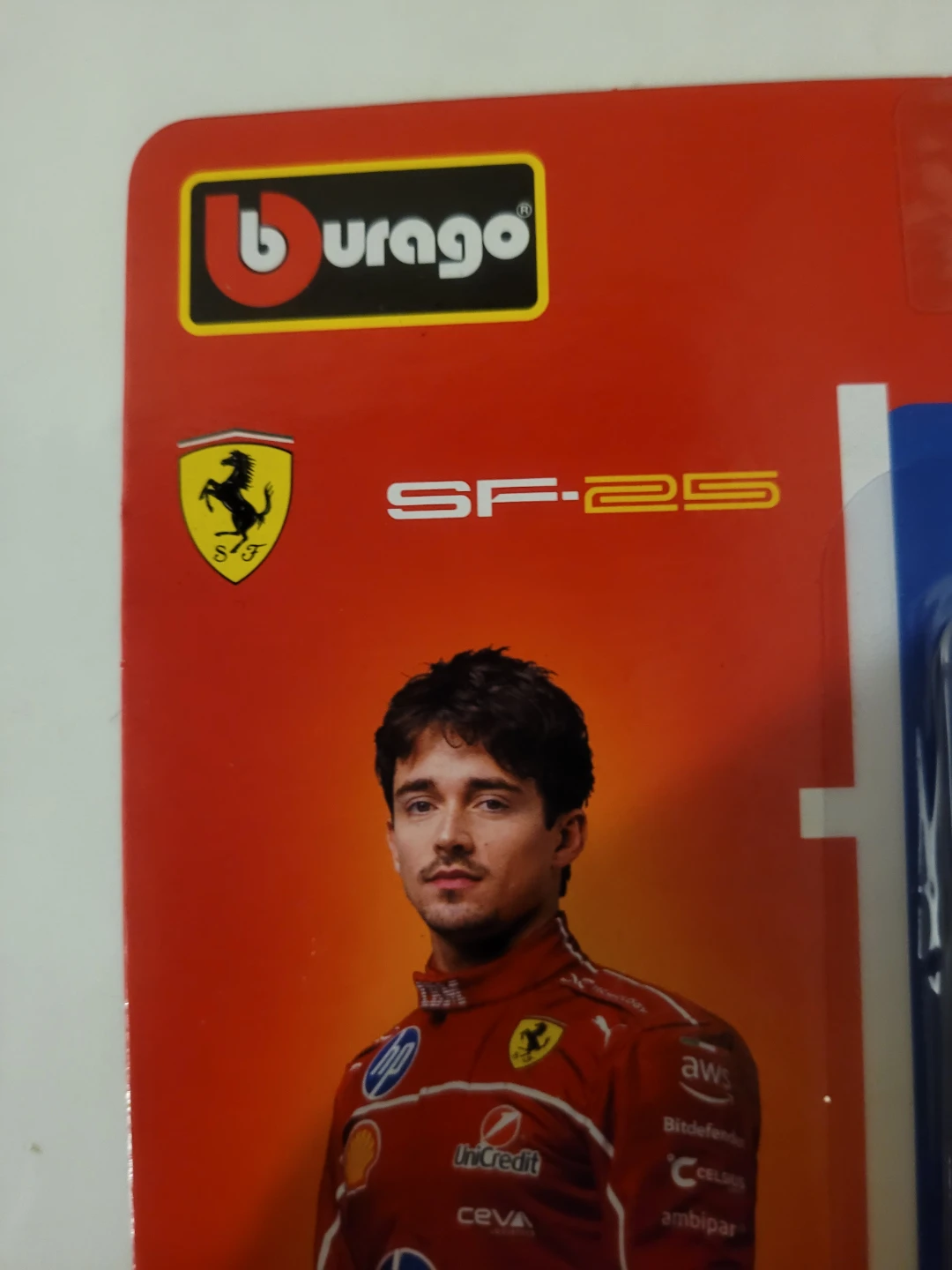 Bburago Ferrari SF-25 Charles Leclerc 1/64 Model Car - photo 3