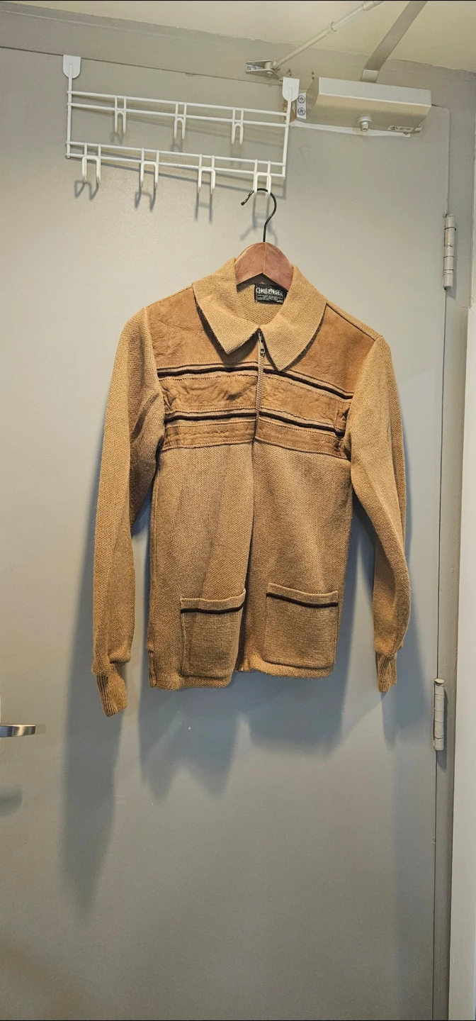 Challenger Vintage Suede Trim Knit Cardigan