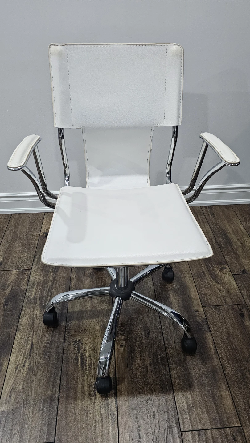 White leather office desk chair