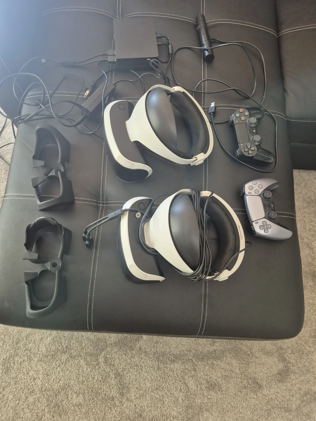 PlayStation VR Headset Bundle - photo 3