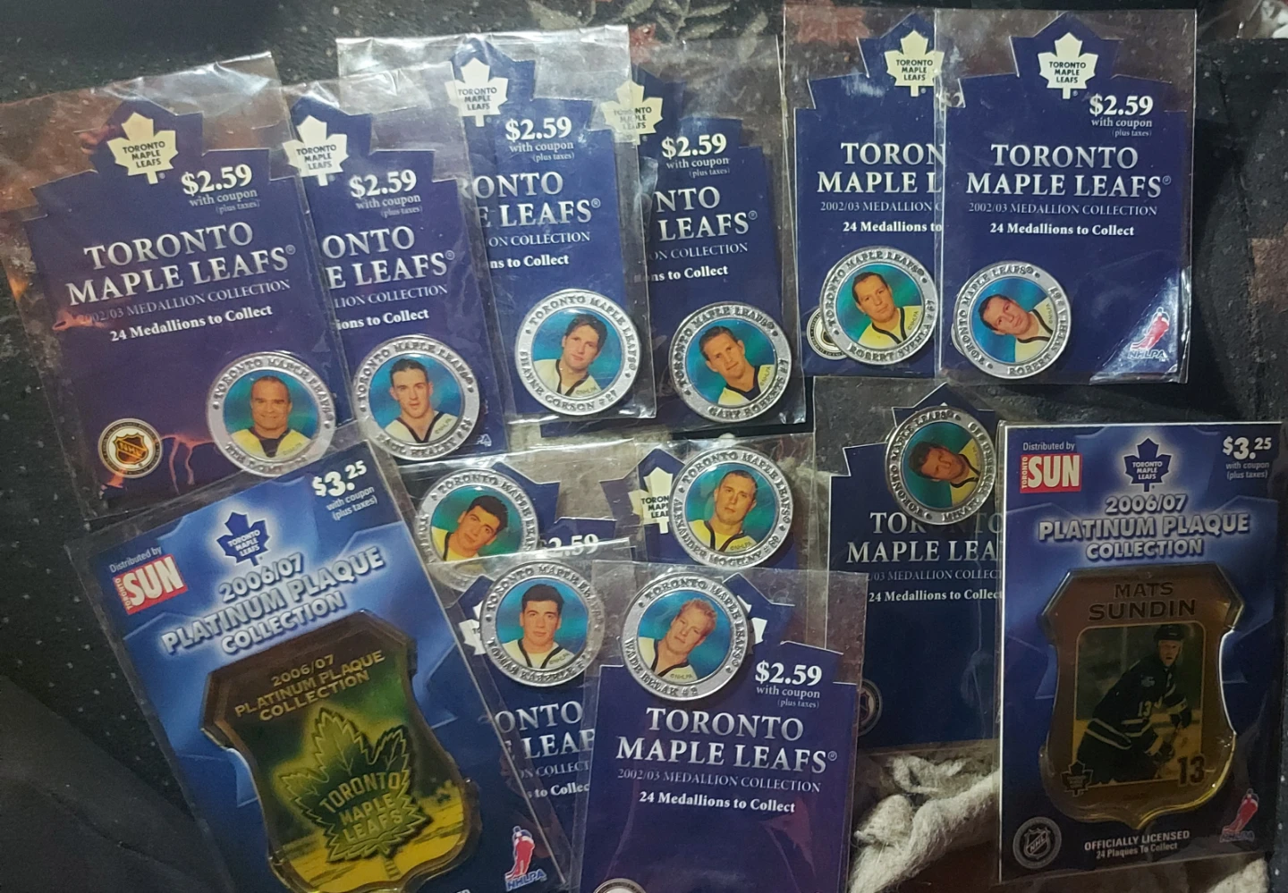Toronto Maple Leafs Collectible Medallion and Plaque Lot