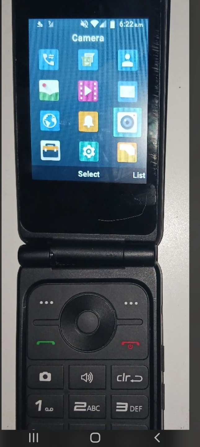 ZTE / Nubia Cymbal 2 4G Flip Phone (Z2335L)