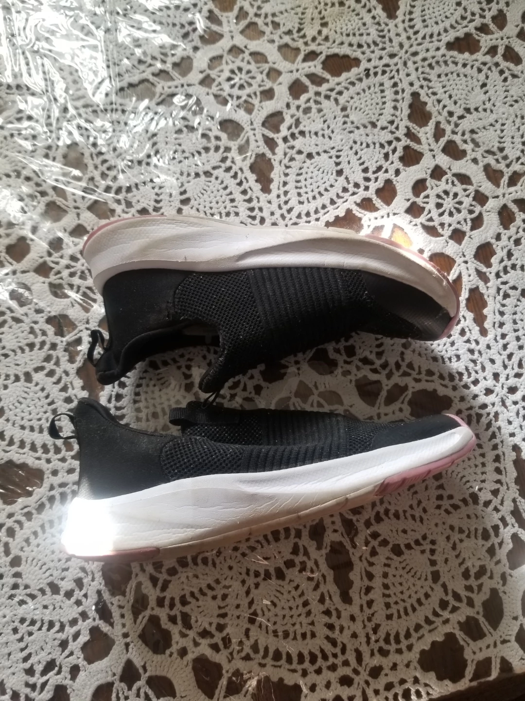 Black Kids Slip-on Sneakers Size 4 - photo 3