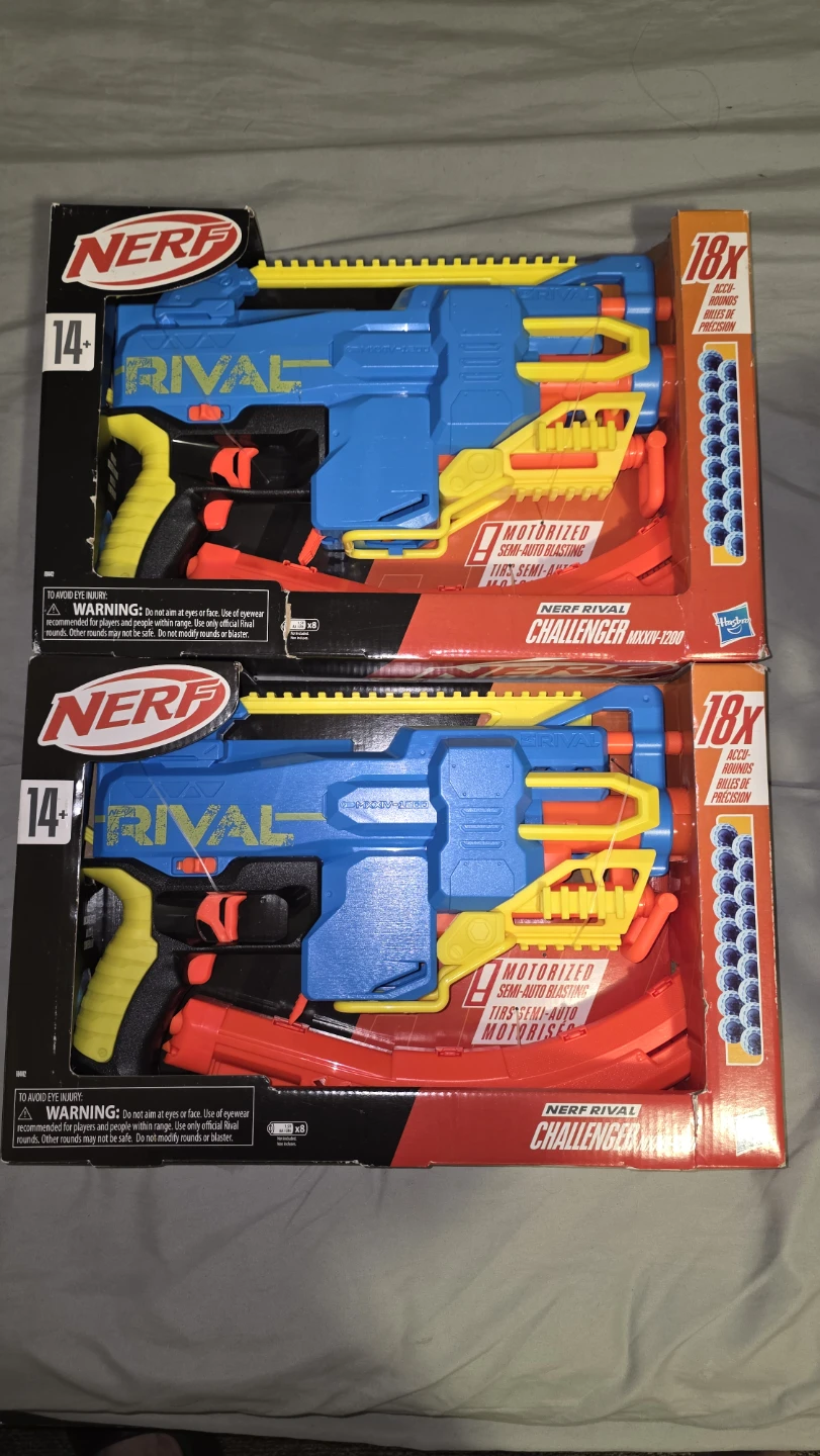 2 Nerf Rival Challenger MXXIV-1200 Blasters
