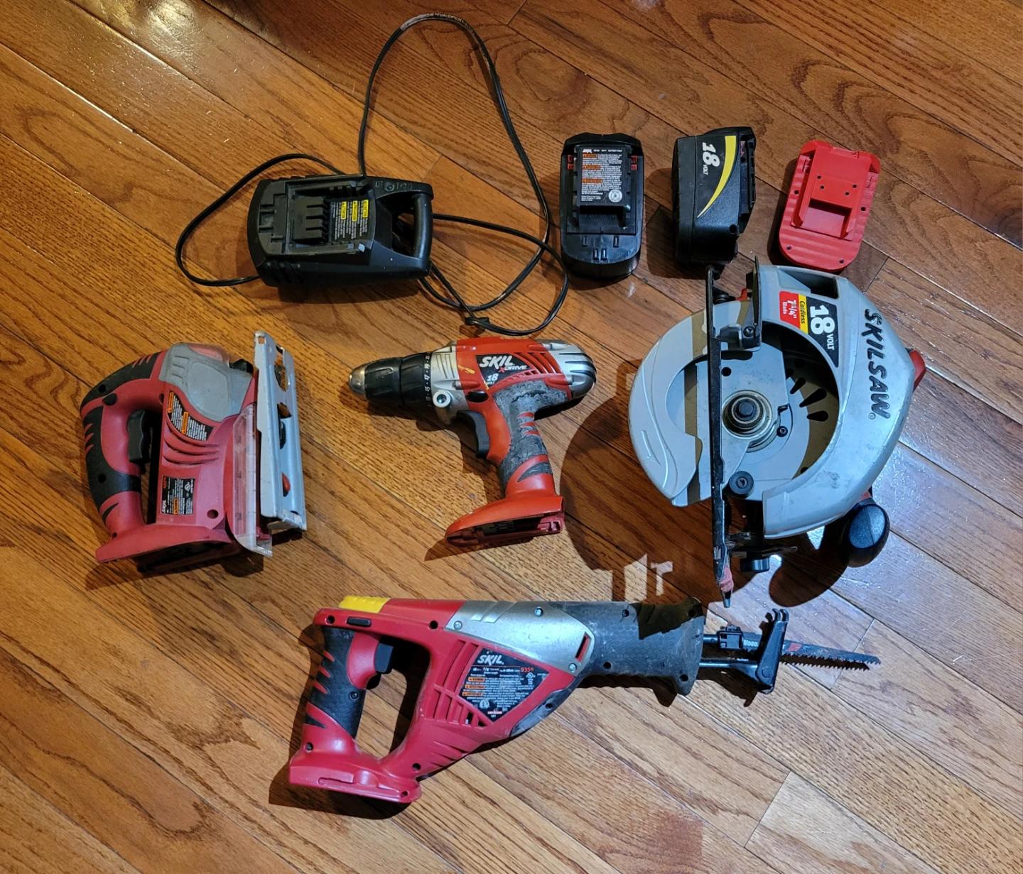 SKIL 18V Cordless Power Tool Set