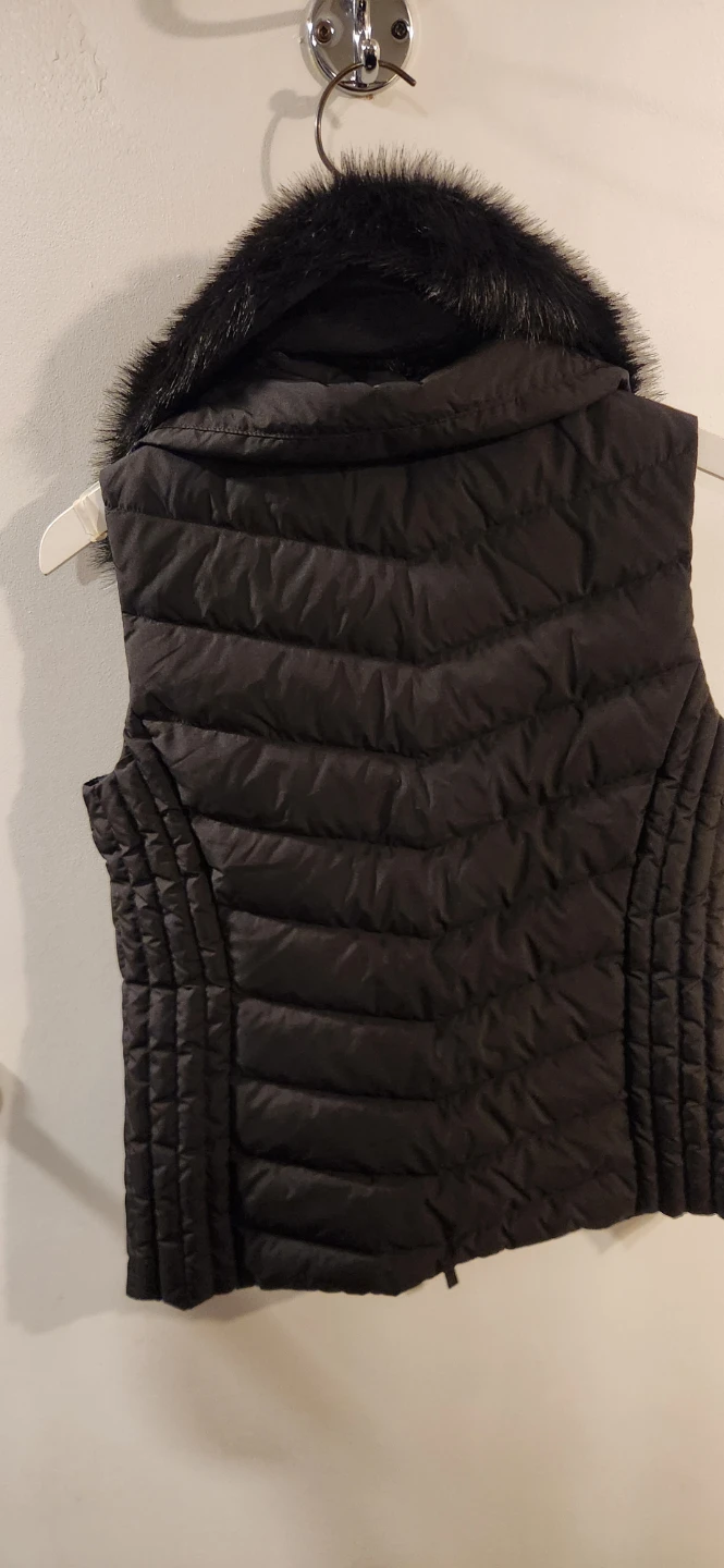 Talbots Black Down Vest with Faux Fur Collar - photo 3