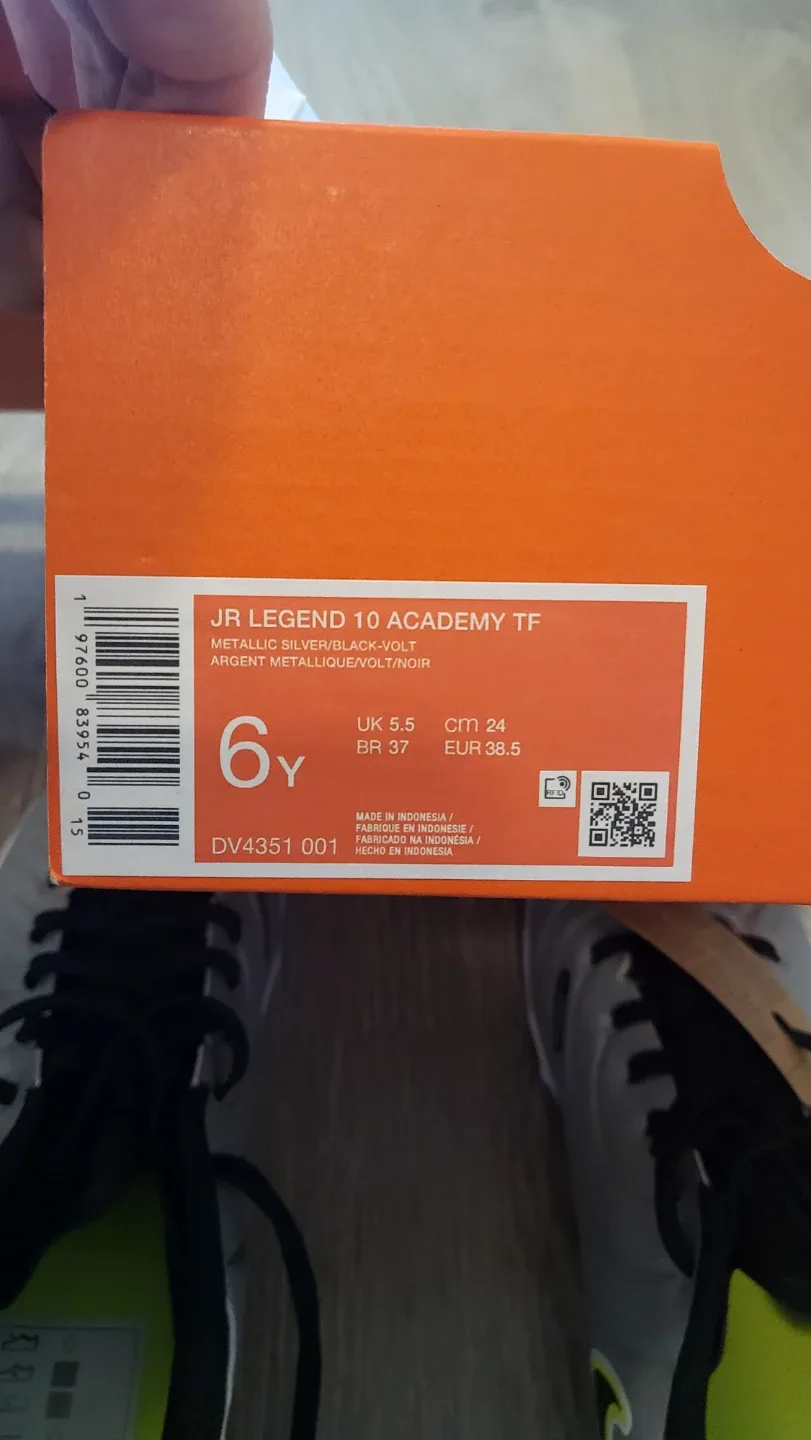 Nike Jr. Legend 10 Academy TF Soccer Shoes - Size 6Y - photo 4