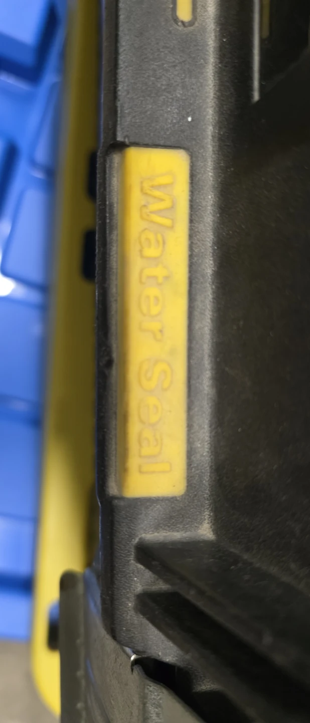 Stanley FatMax 28 inch Waterproof Tool Box - photo 4