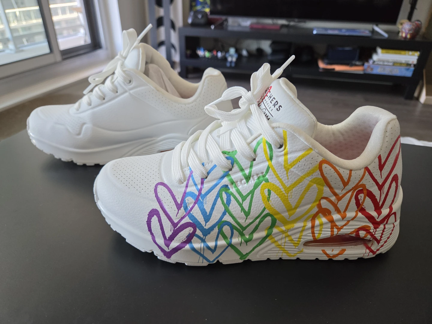 Skechers Uno-Full Of Love Sneakers Size 7