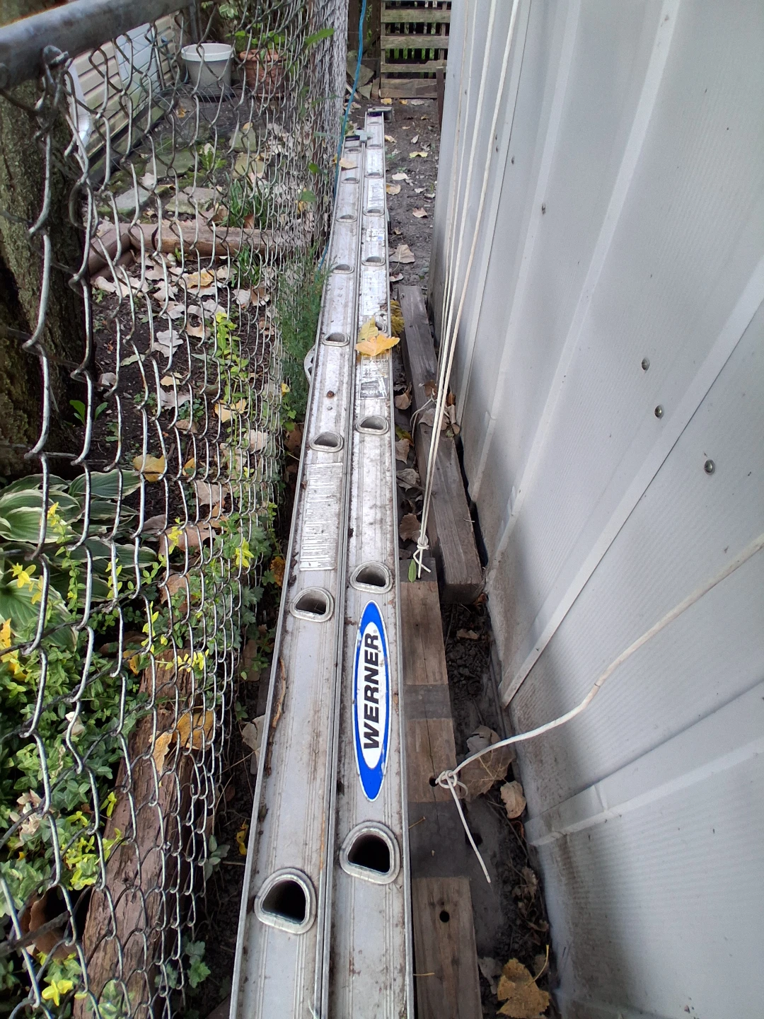 Werner 40ft Extension Ladder D1540-2 - photo 2