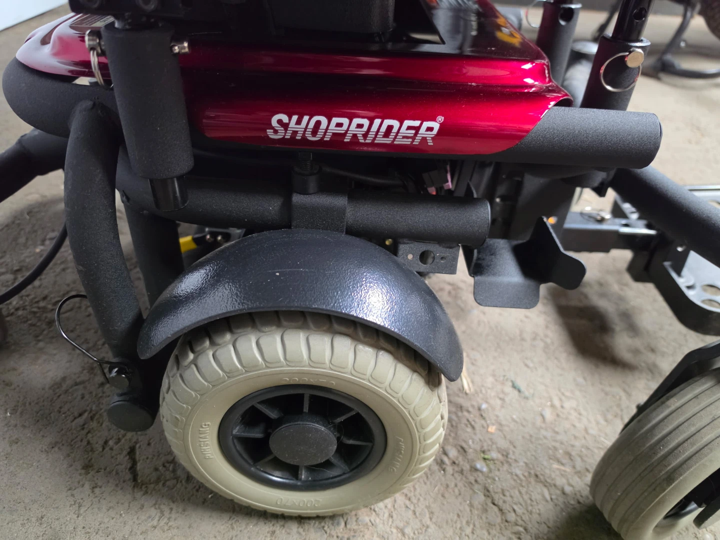 Shoprider Pirouette Power Wheelchair - photo 4