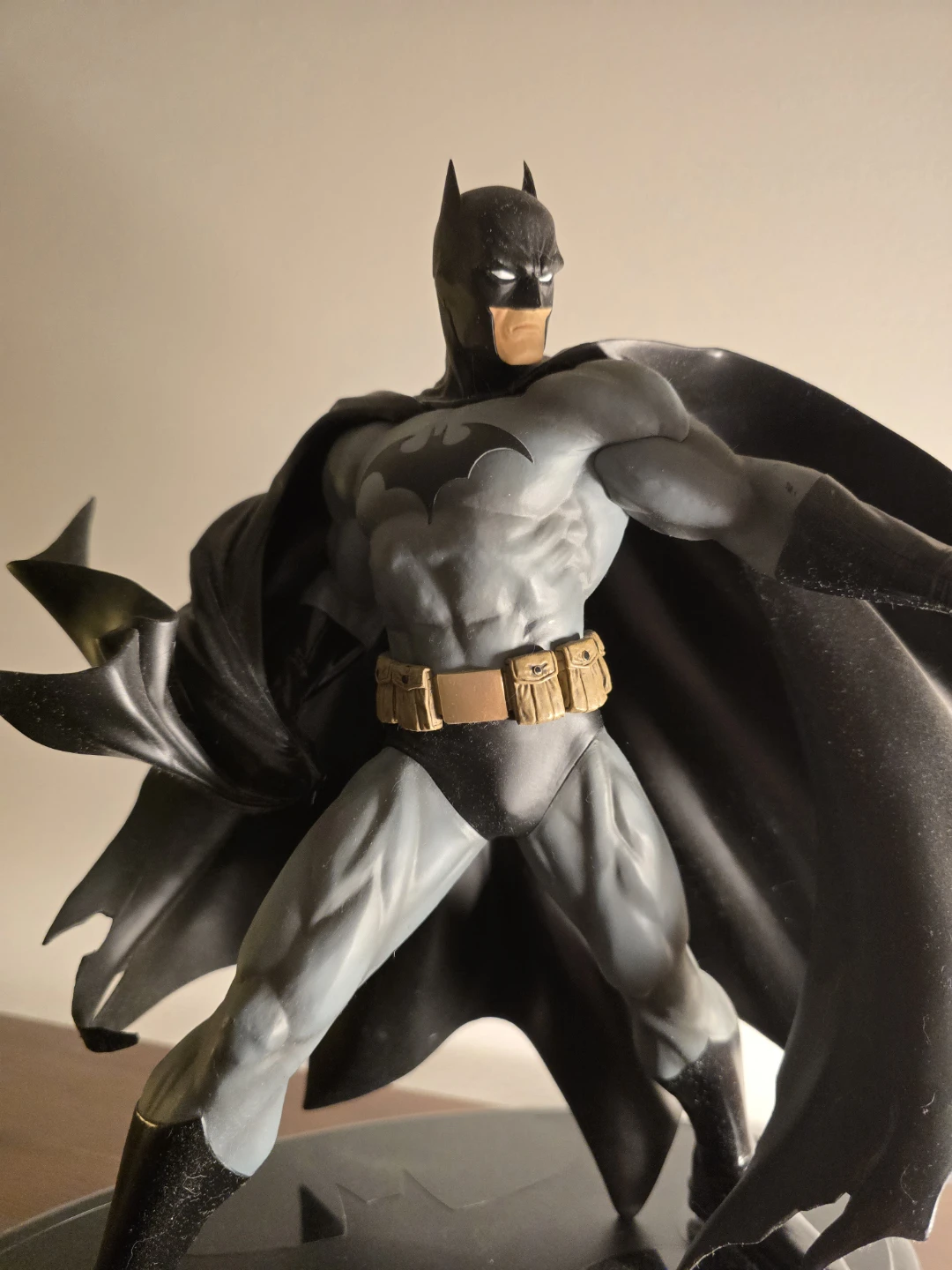 Batman Hush - Collector Figure - photo 4