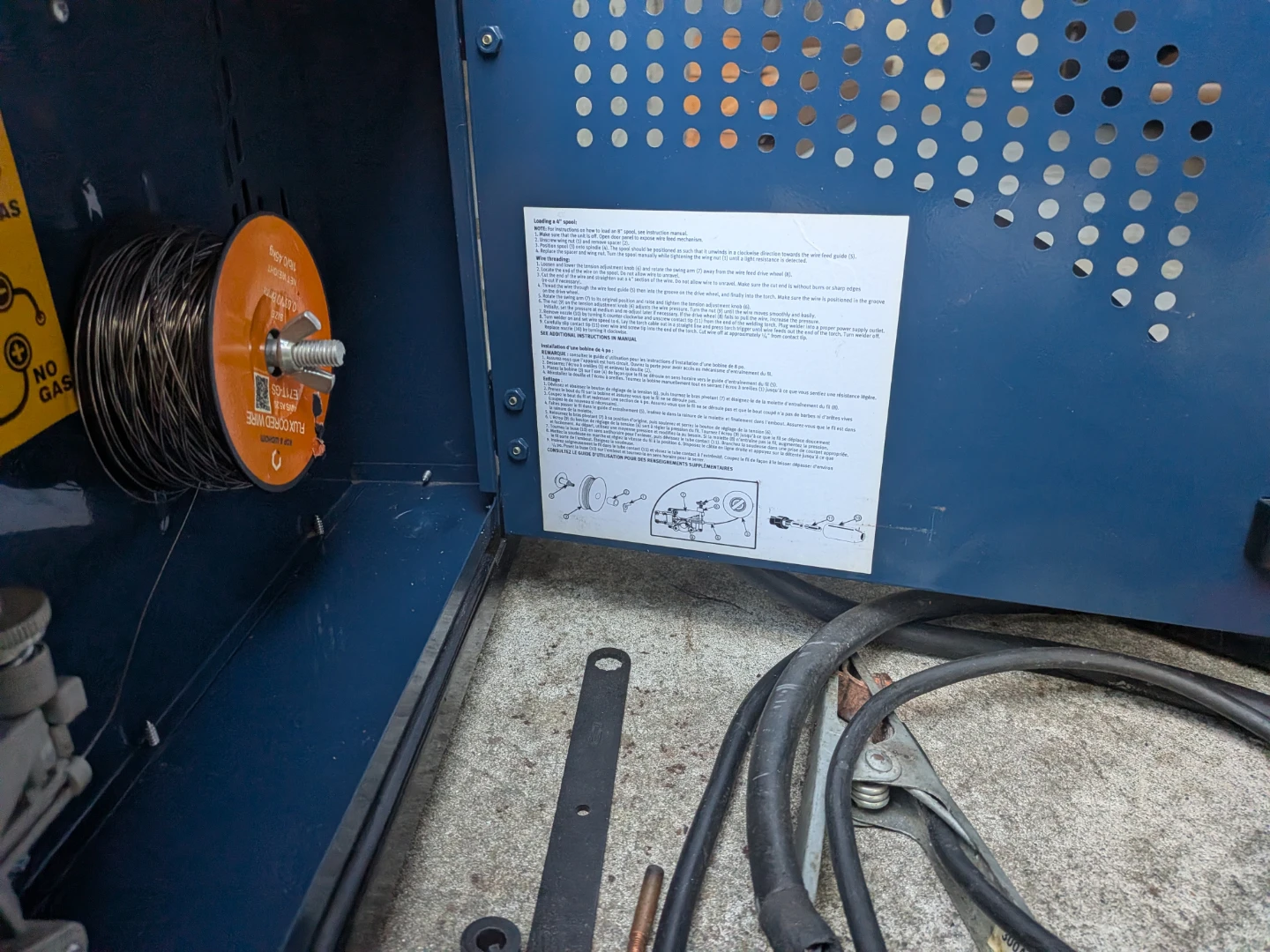Mastercraft Flux Cored Welder plus mask and gloves - photo 3