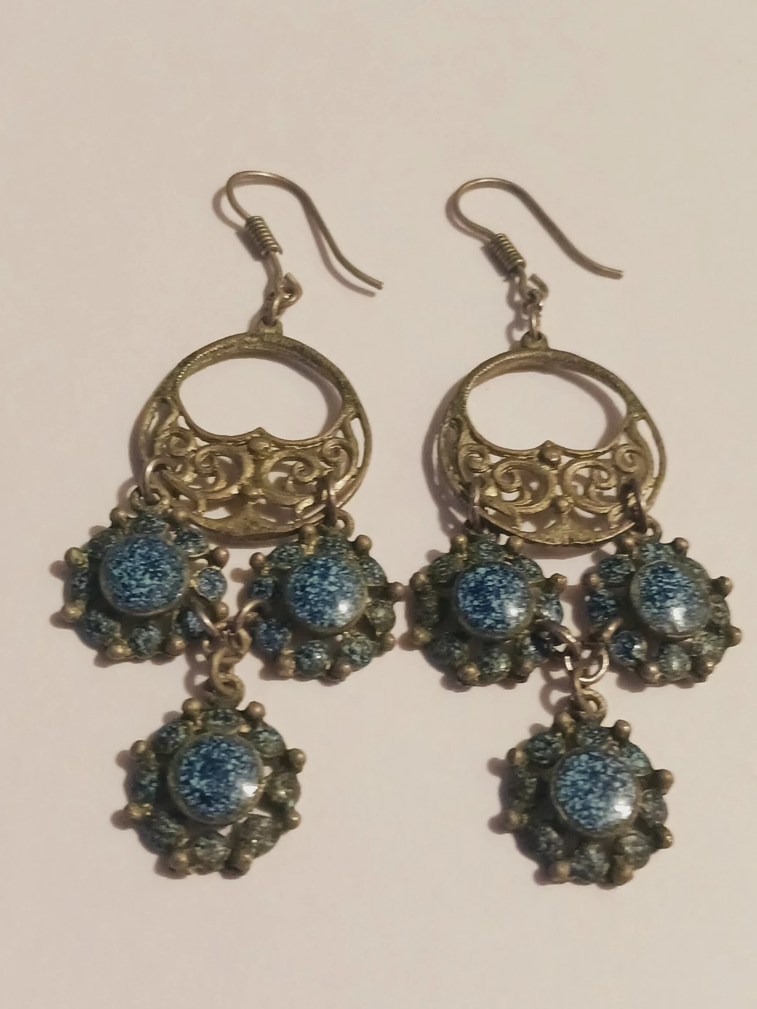 Beautiful Vintage Filigree Dangle Earrings - photo 2